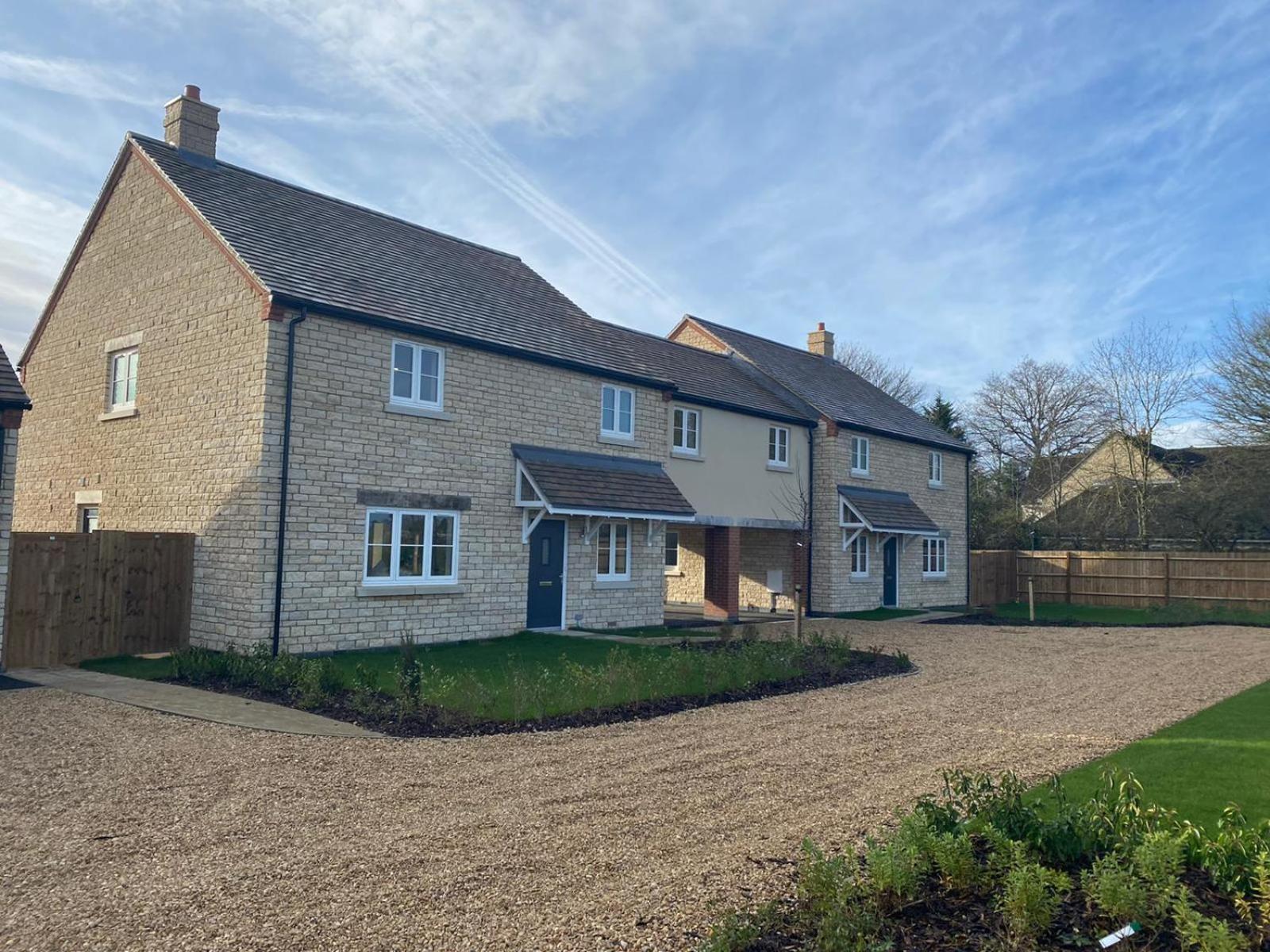 4 Freelands Gate, Witney, Oxfordshire view 2