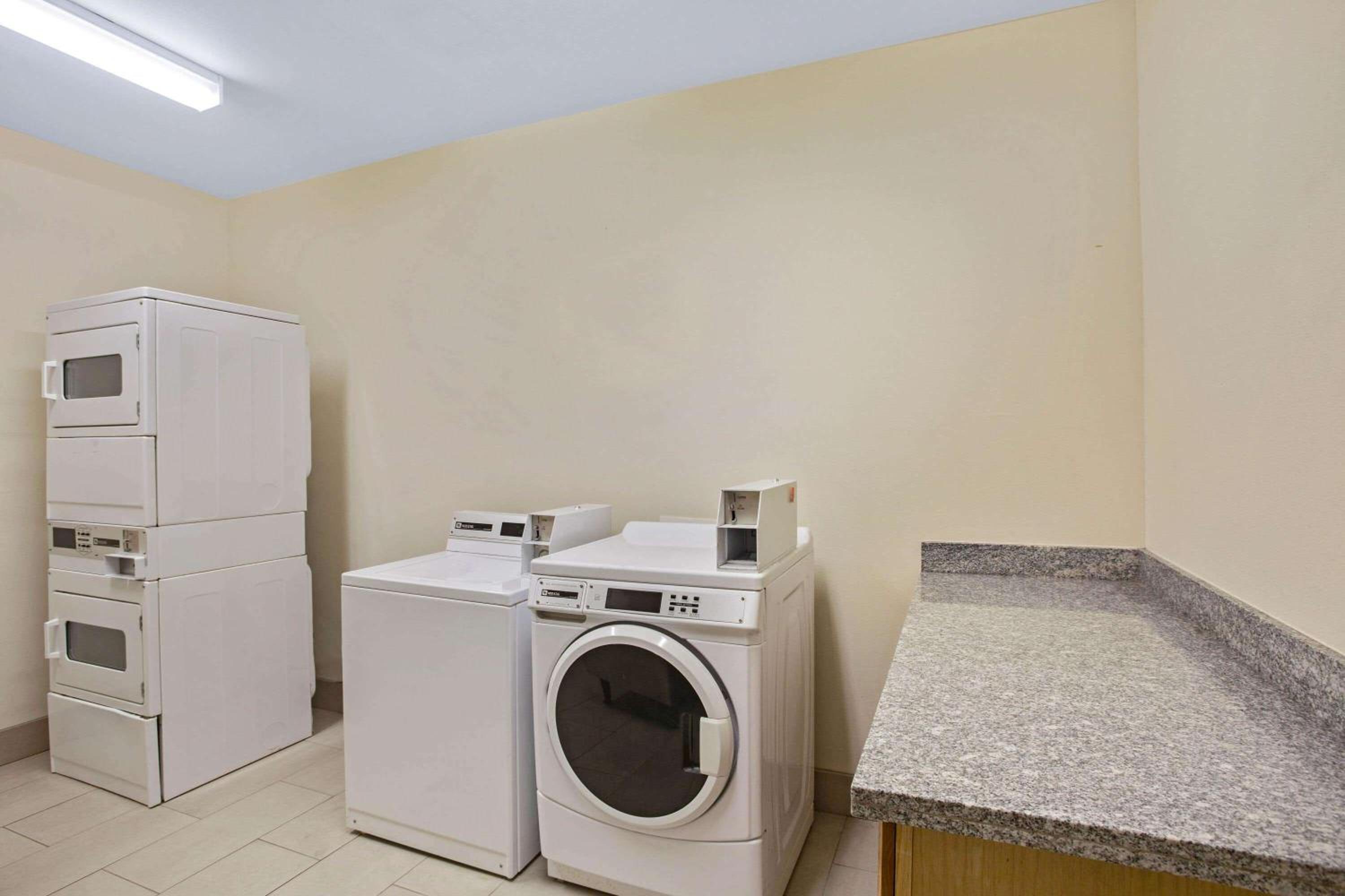 La Quinta by Wyndham Austin NW/Lakeline Mall - Property Image 5