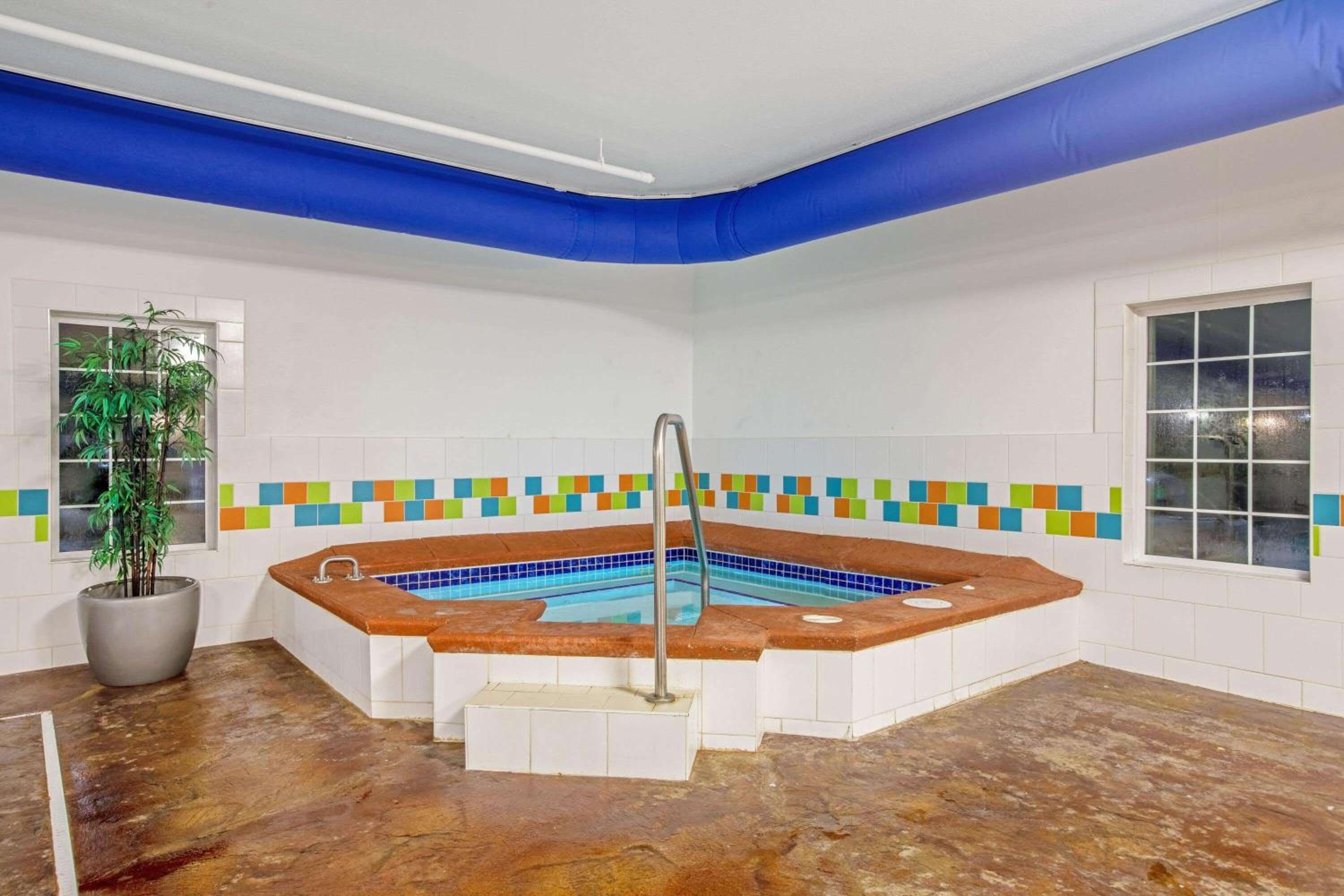 La Quinta by Wyndham Grand Forks