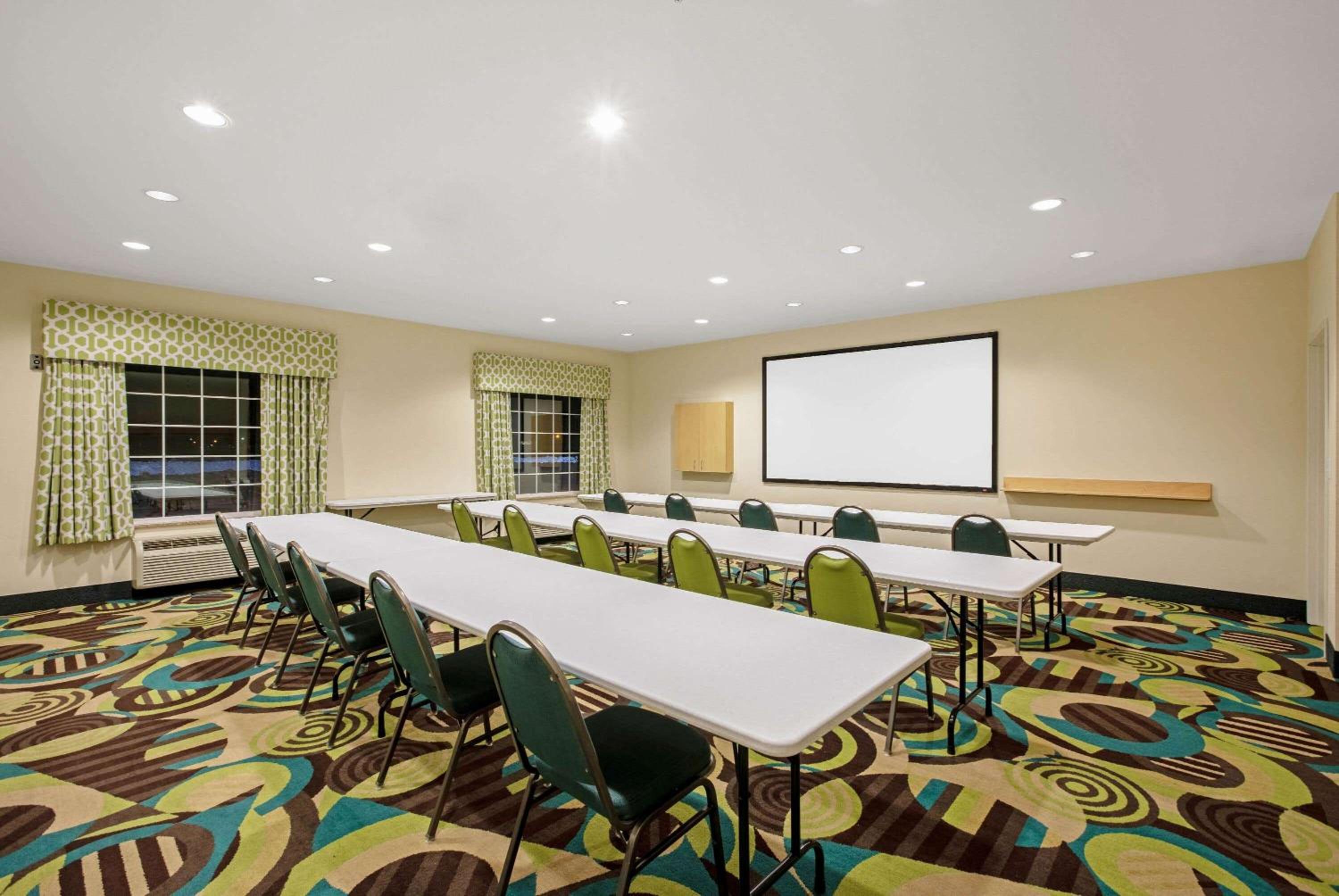 La Quinta by Wyndham Grand Forks