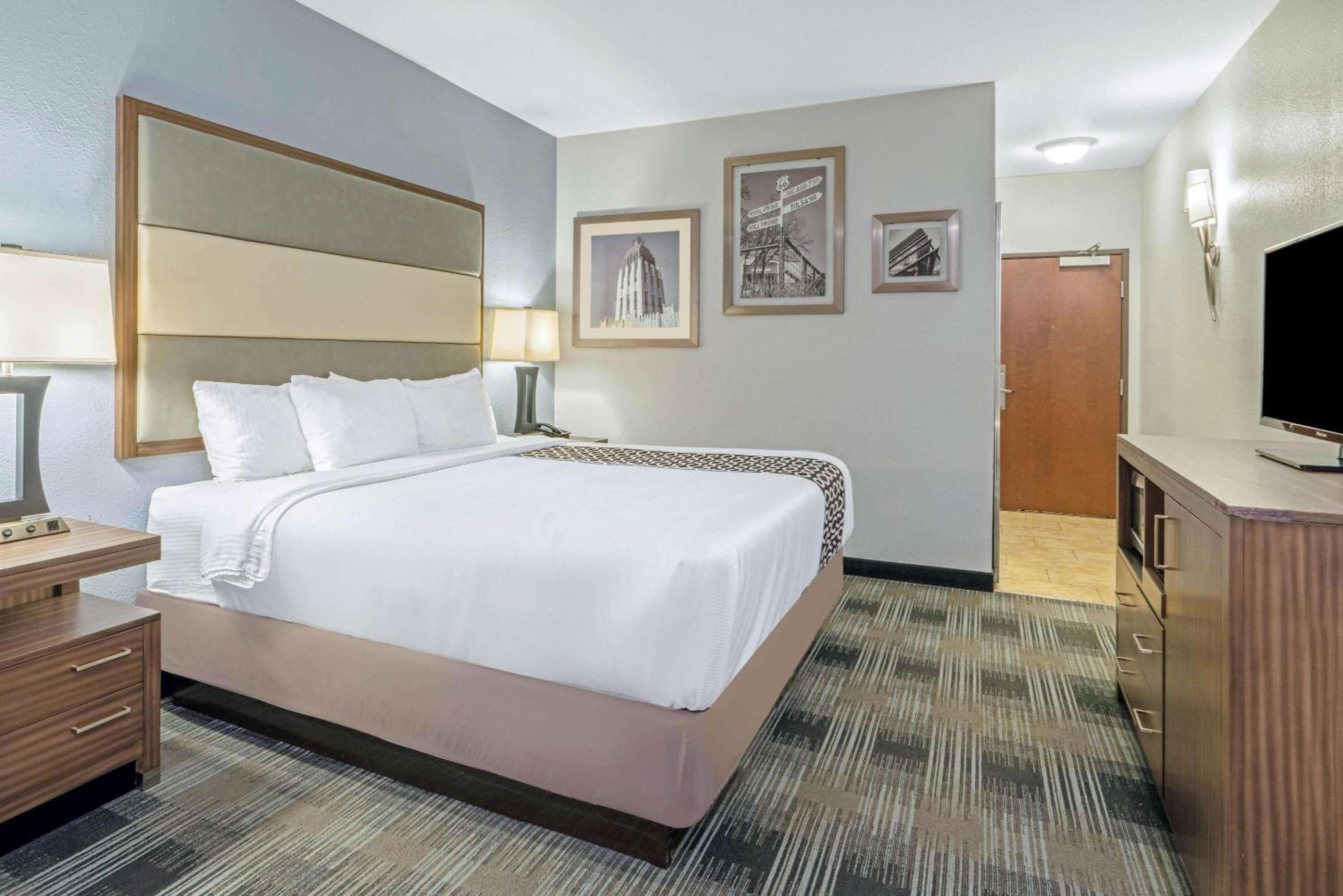 La Quinta by Wyndham Guthrie