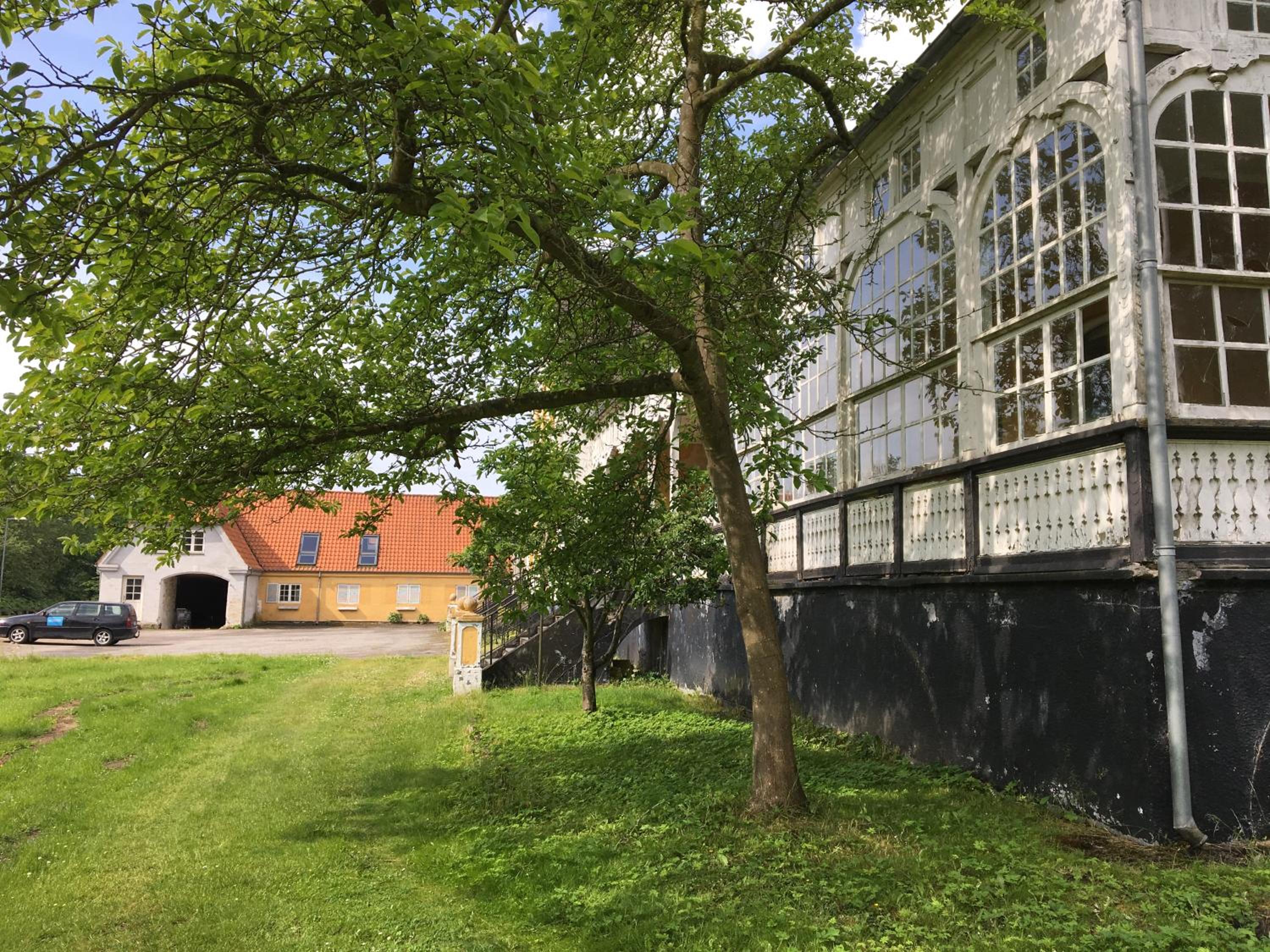 Hotel Korinth Kro Hostel - Image 1