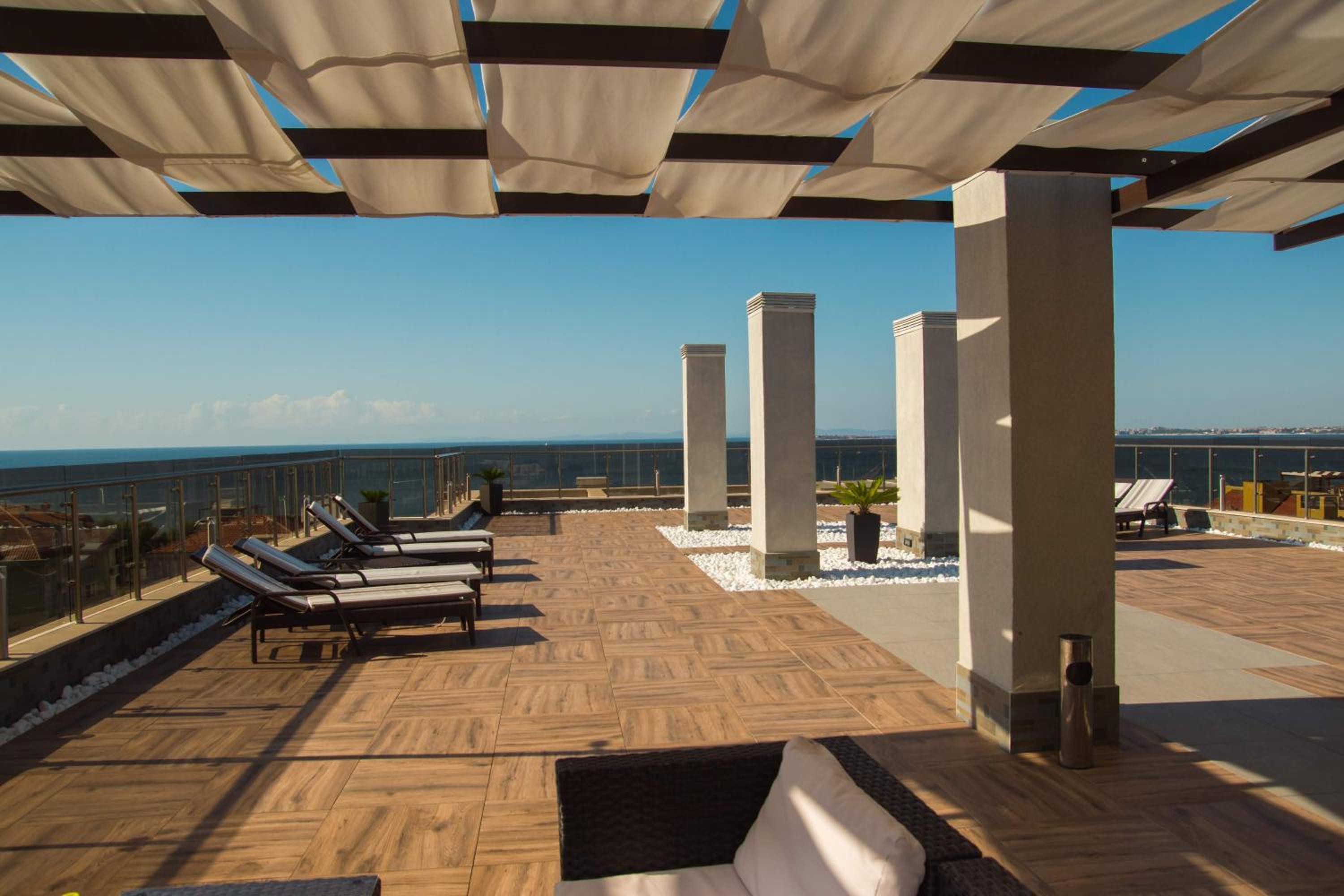 Hotel Луксозен апартамент Свети Влас Вила Аристо - Image 1