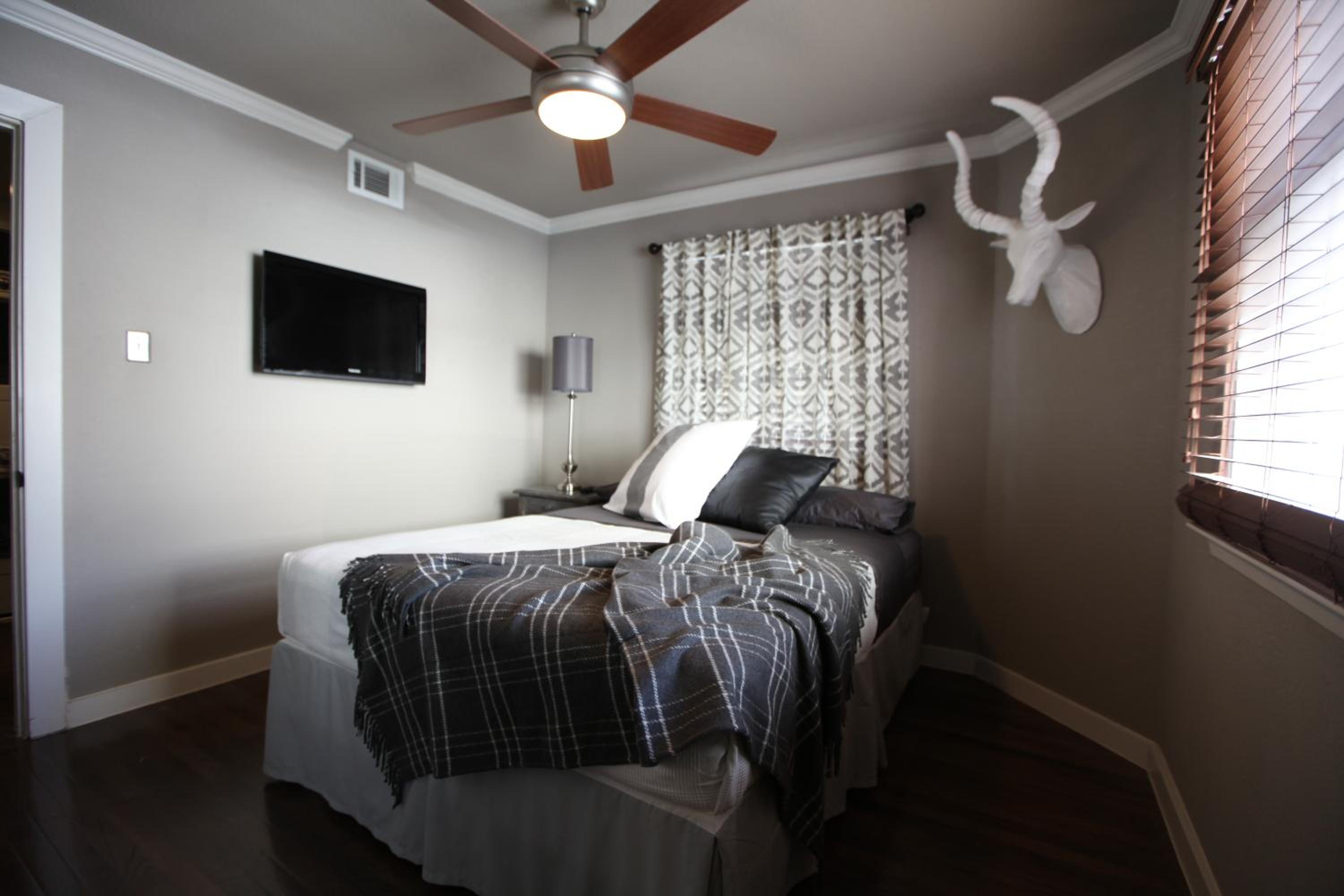 Onyx Hotels view 3