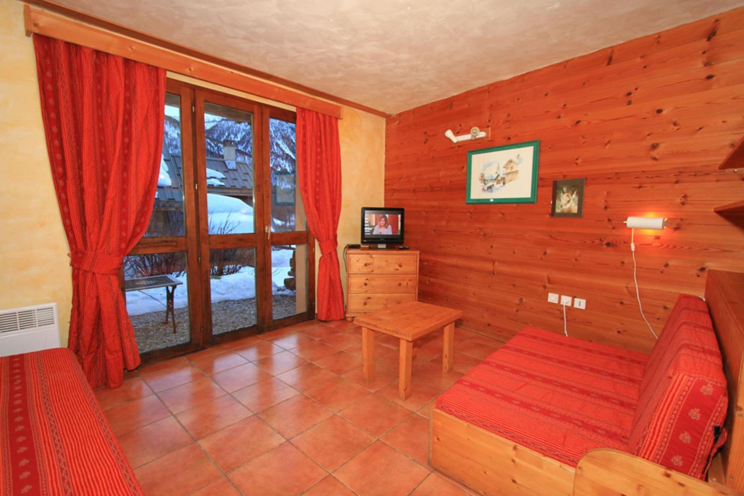 Le Barlèt23 pers Hameau des Chazals Nevache Hautes Alpes view 2