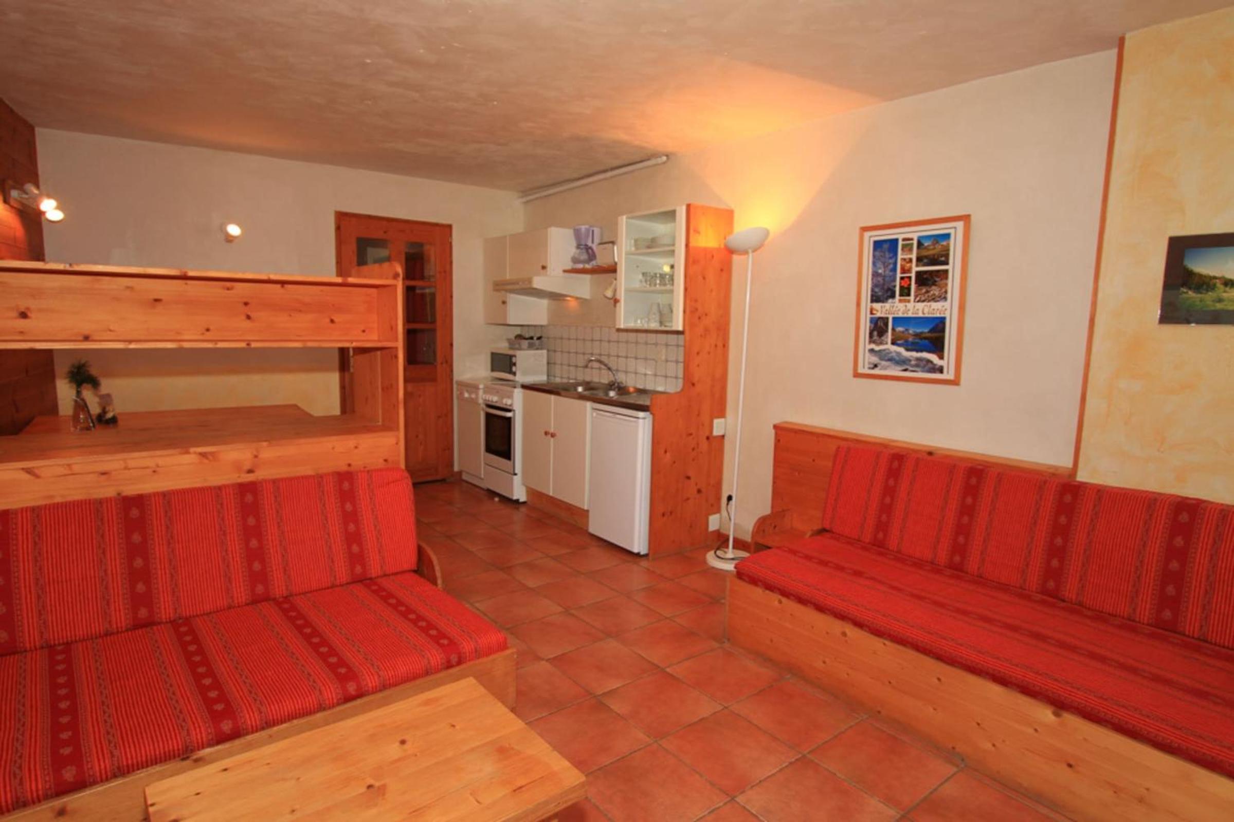 Le Barlèt23 pers Hameau des Chazals Nevache Hautes Alpes view 5