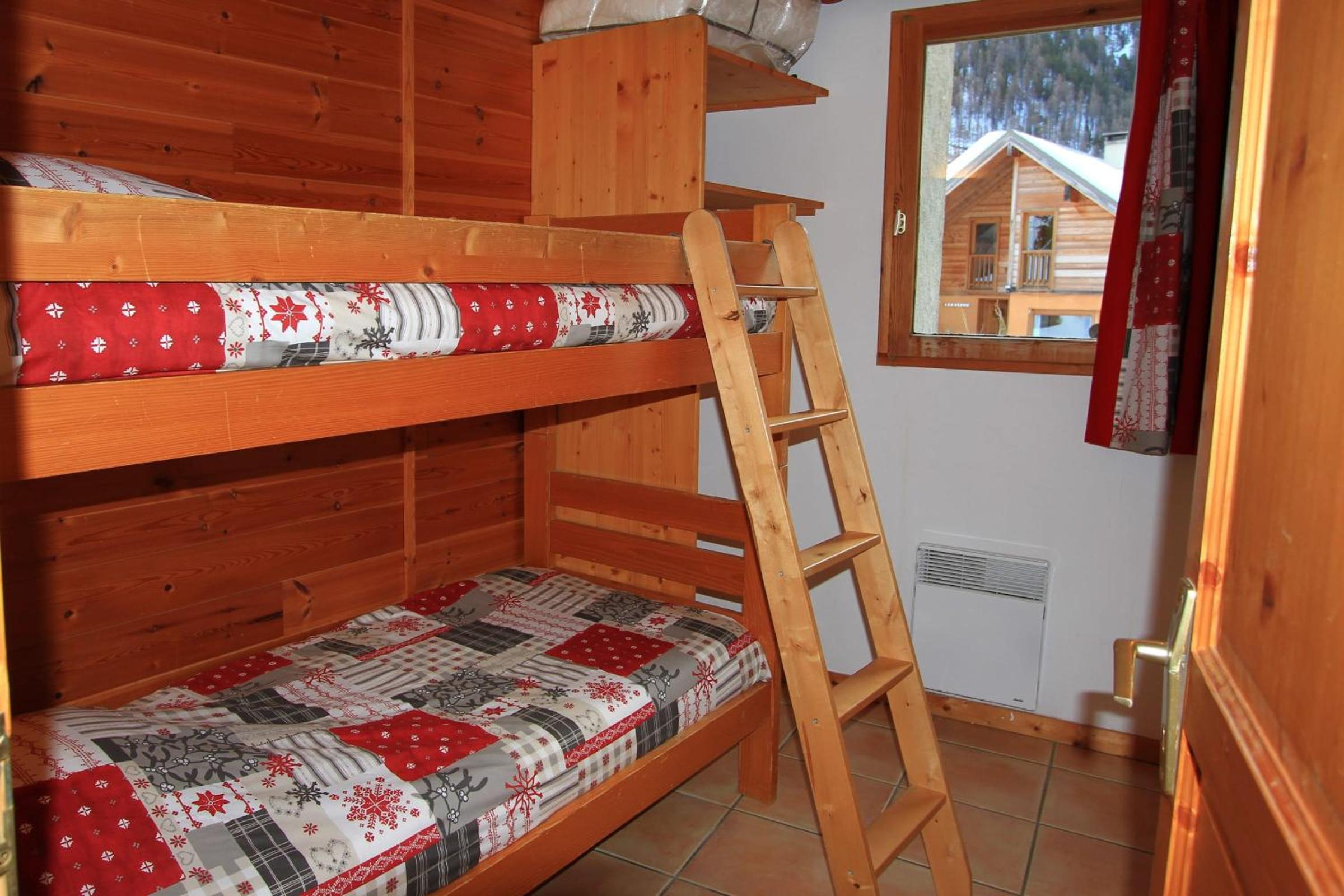 Le Taquo Hameau des Chazals Nevache Hautes Alpes view 4