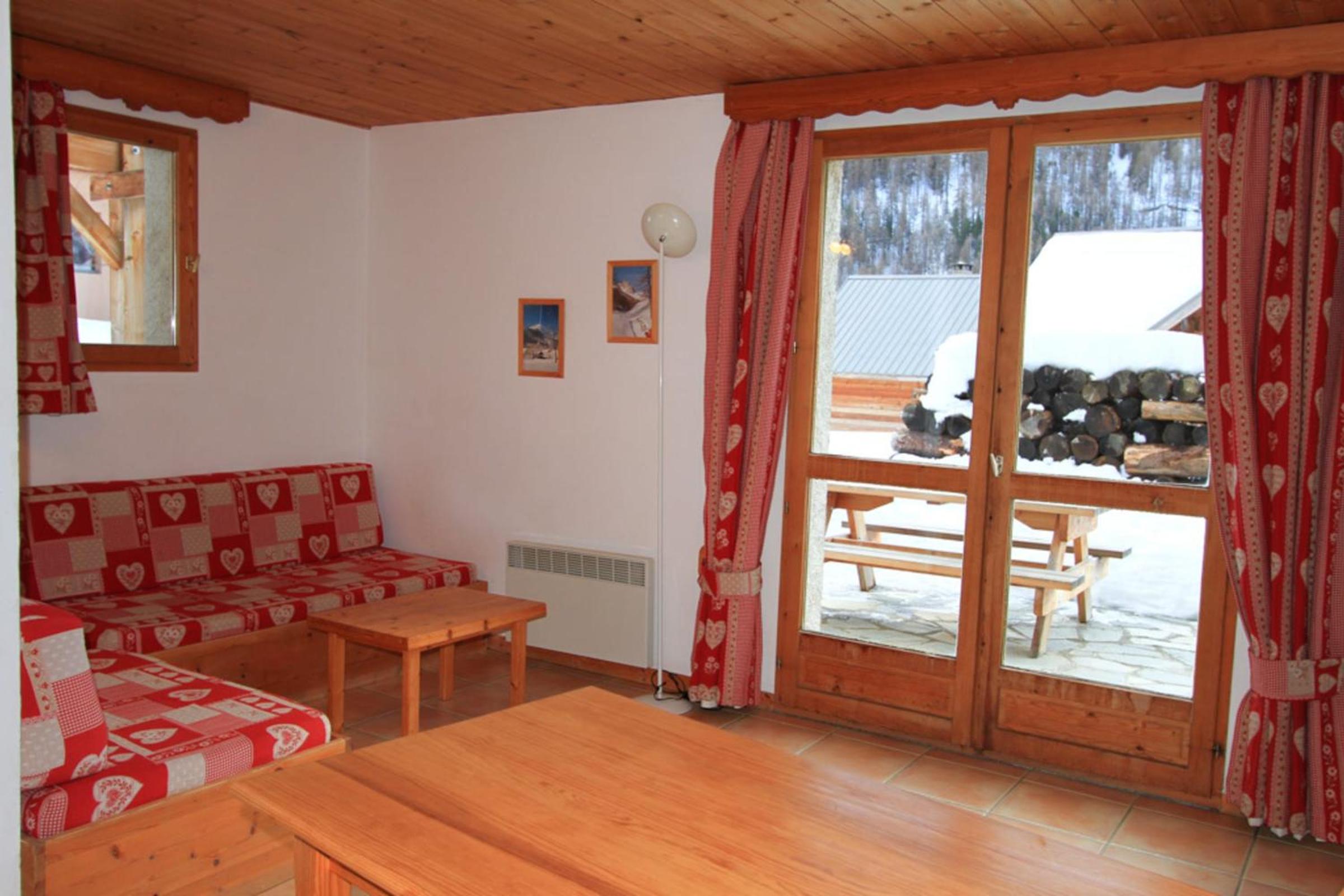 Le Taquo Hameau des Chazals Nevache Hautes Alpes view 3