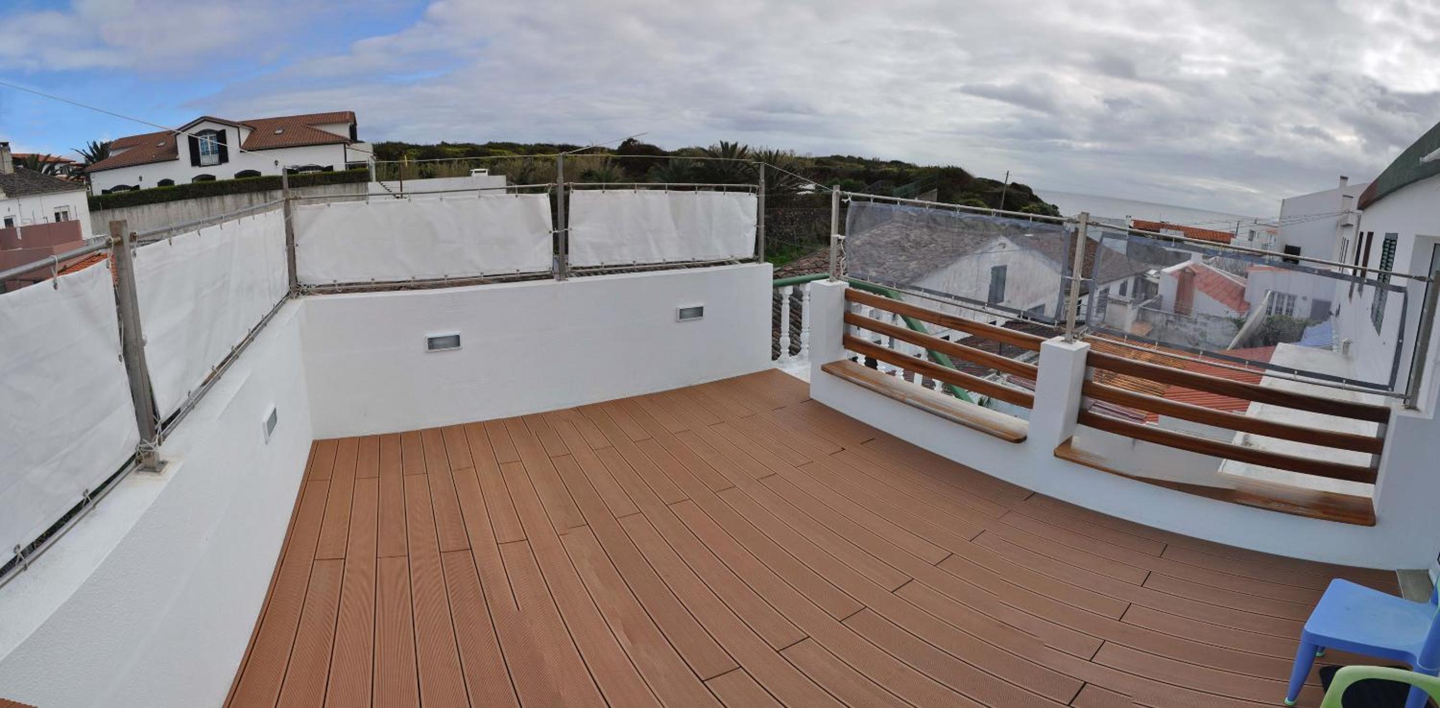Captain's Terrace