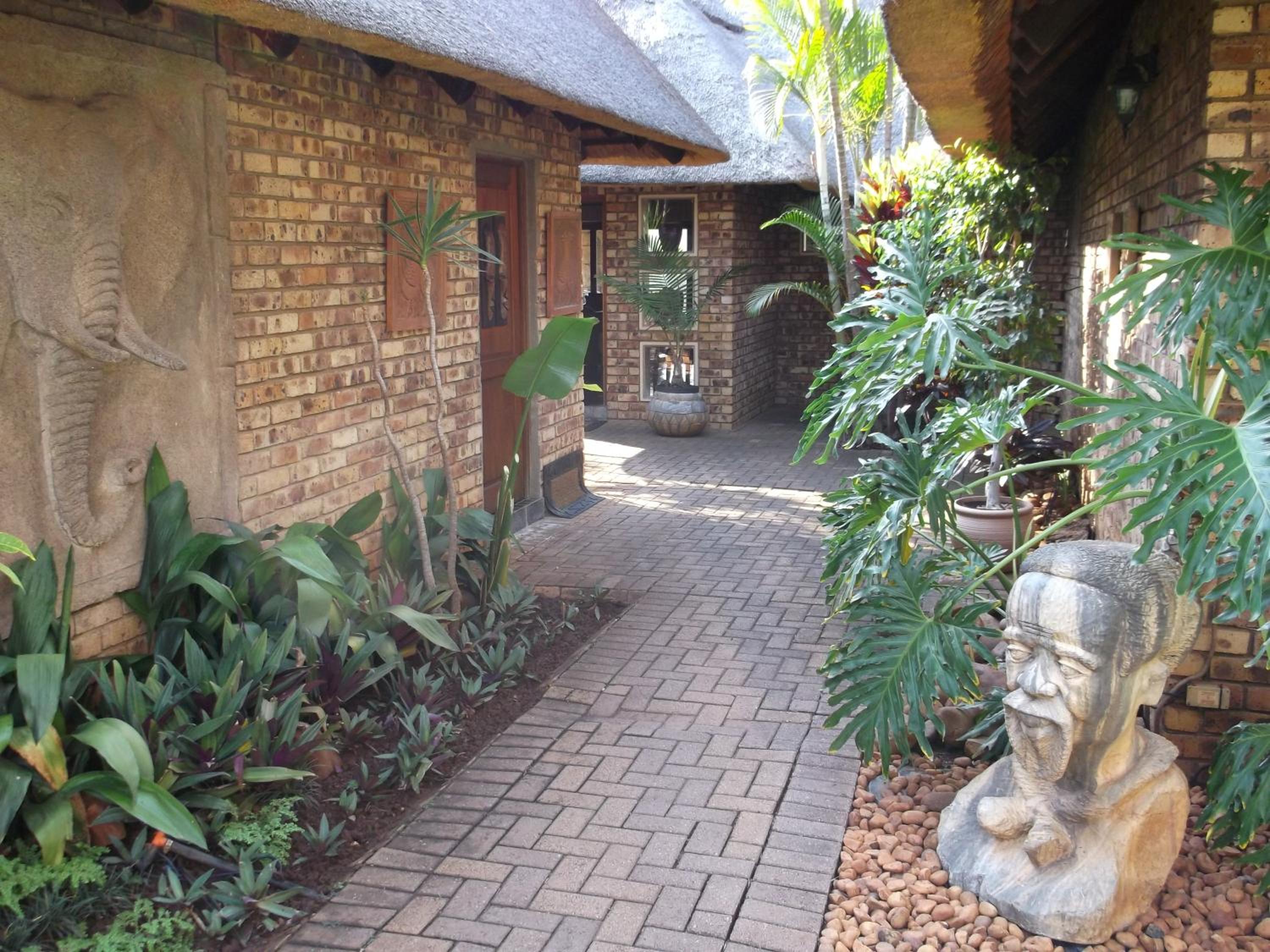 Khandizwe Kruger Villa view 4