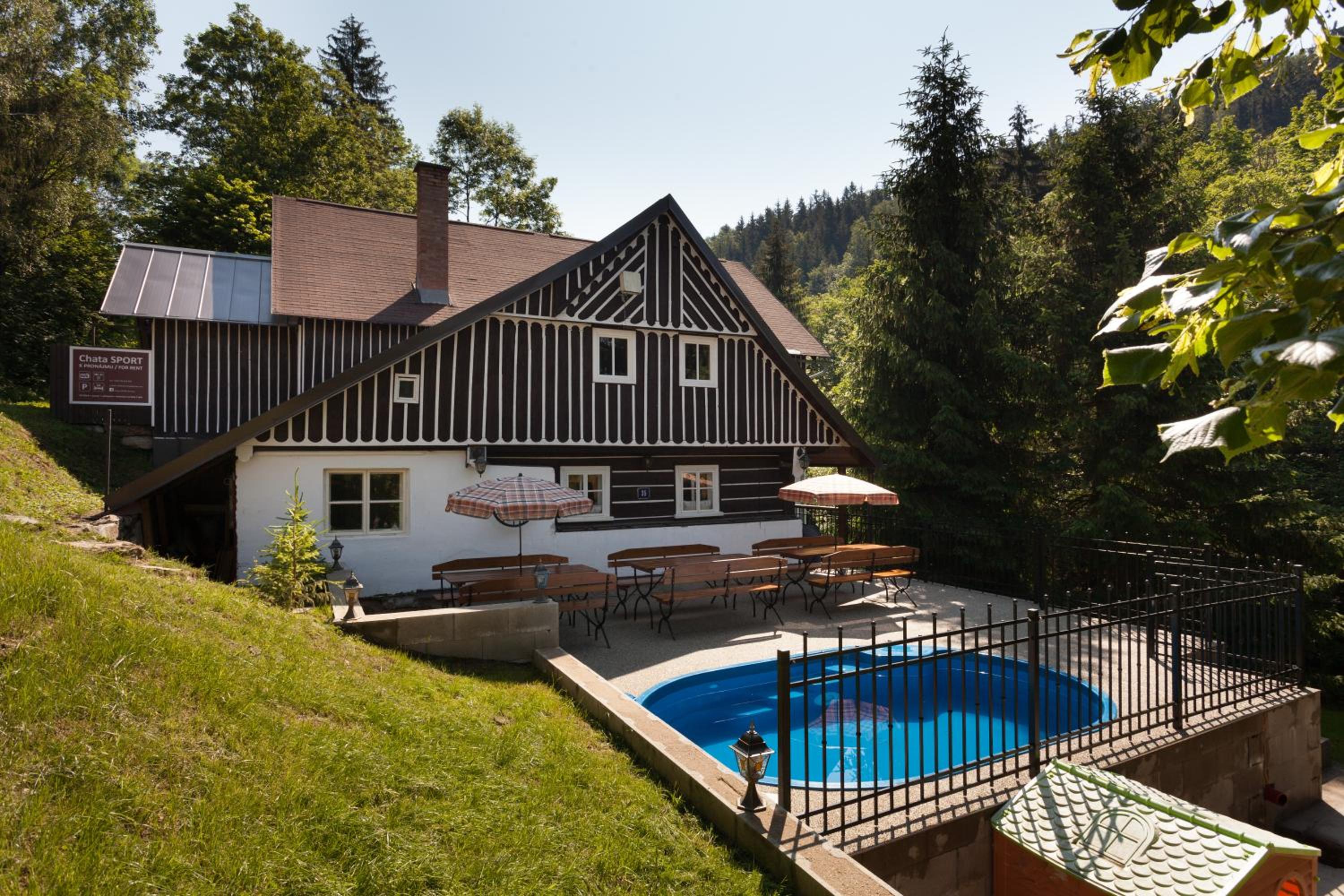 Chalupa Sport Buřany view 2