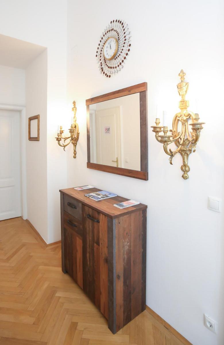 Apartments Opera