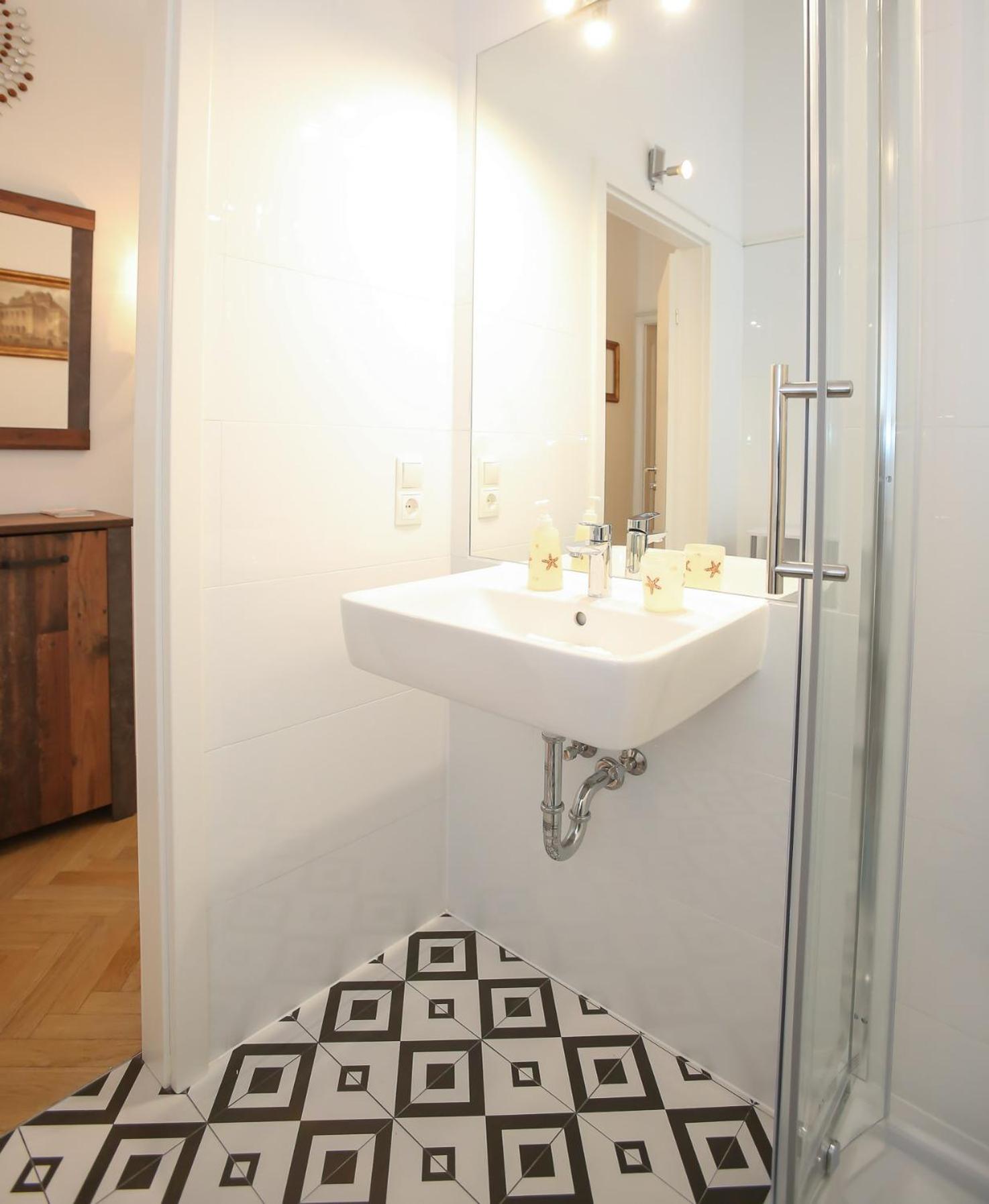 Apartments Opera
