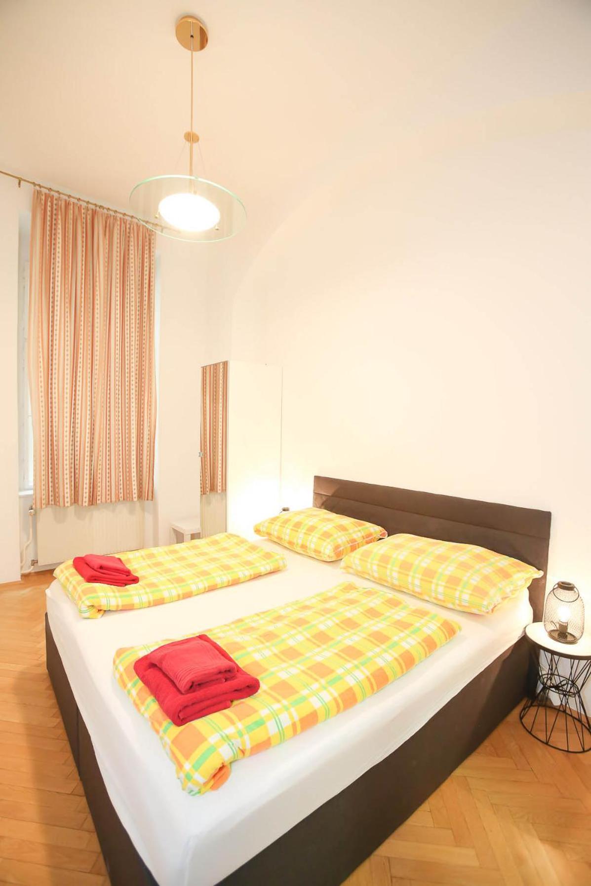 Apartments Opera