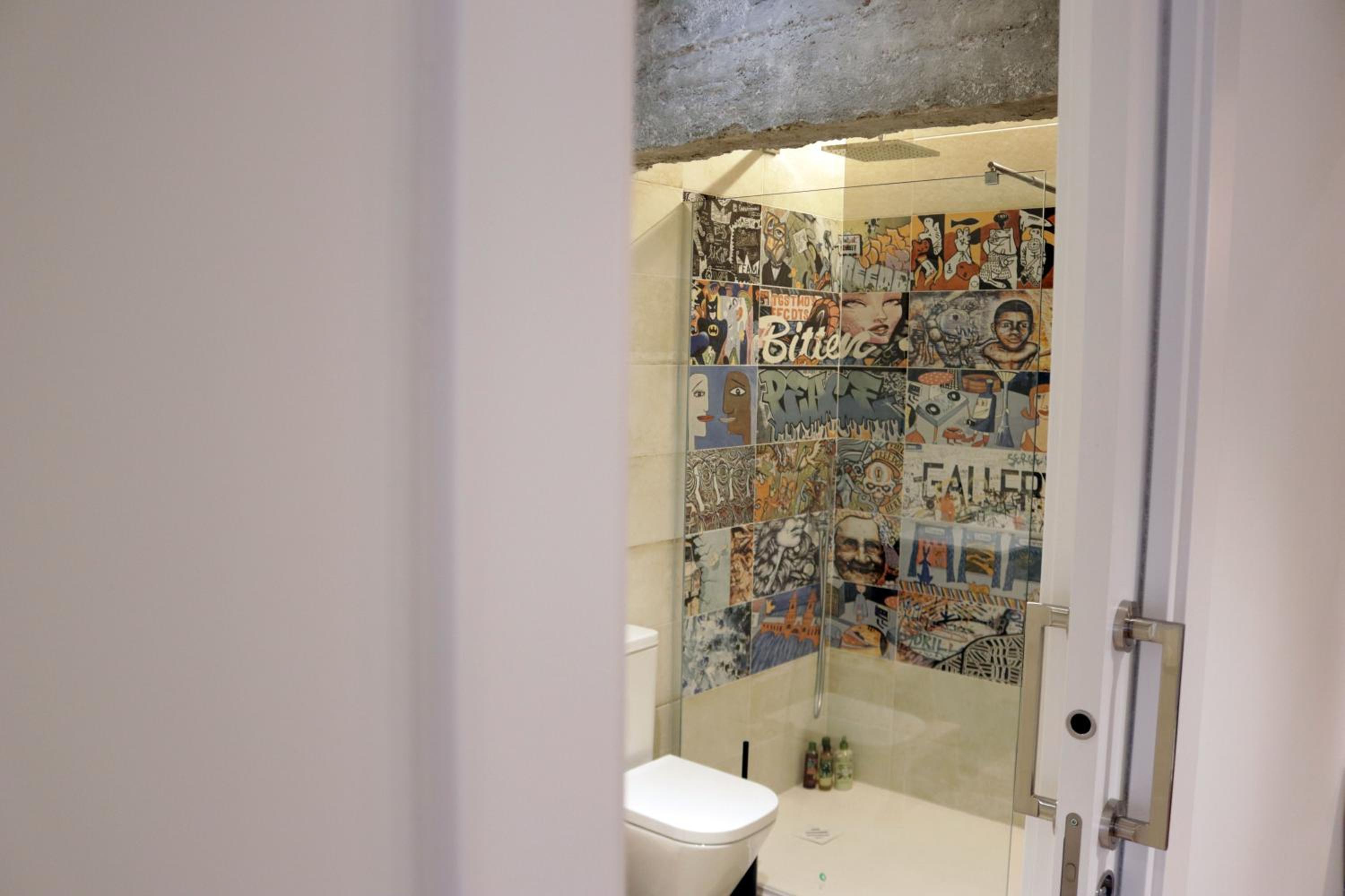 Ático Industrial Céntrico, Reformado, Air-Acond, WiFi