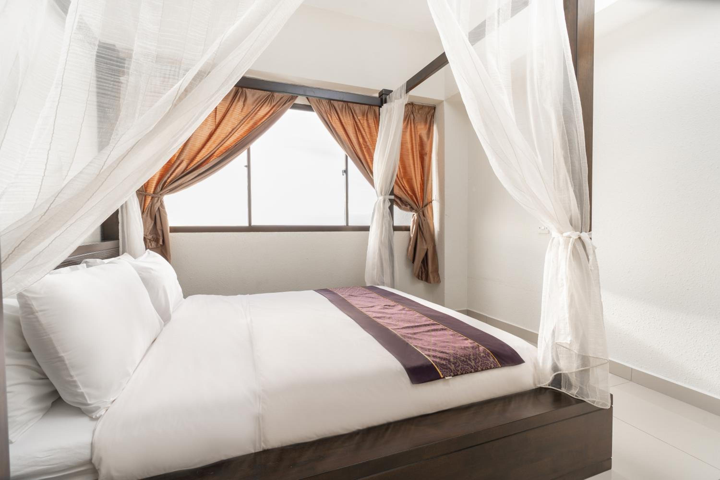 DELUXE Suite Seaview Batu Ferringhi 2304 - 2 Rooms photo 8