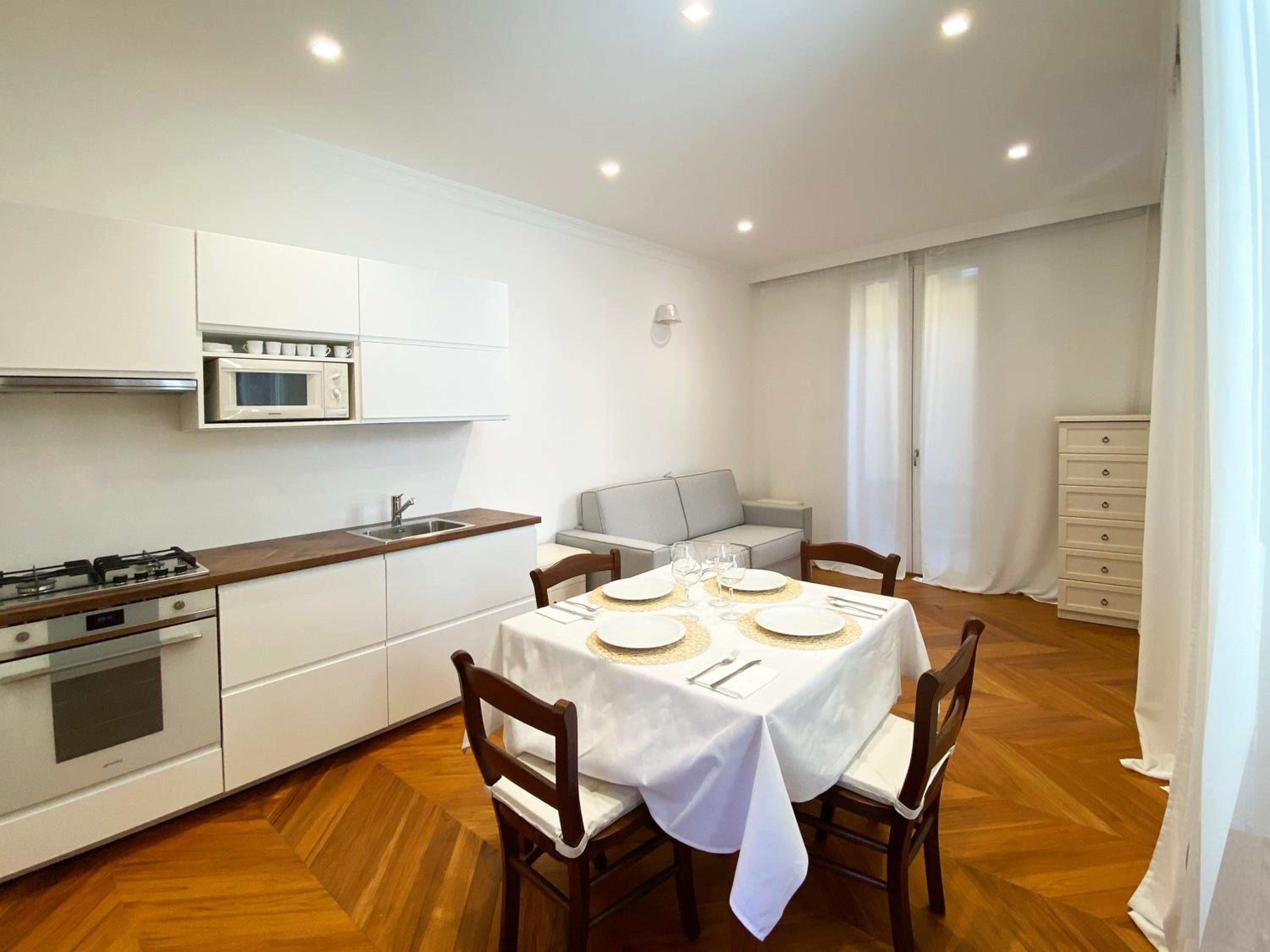Casa Leonica view 2