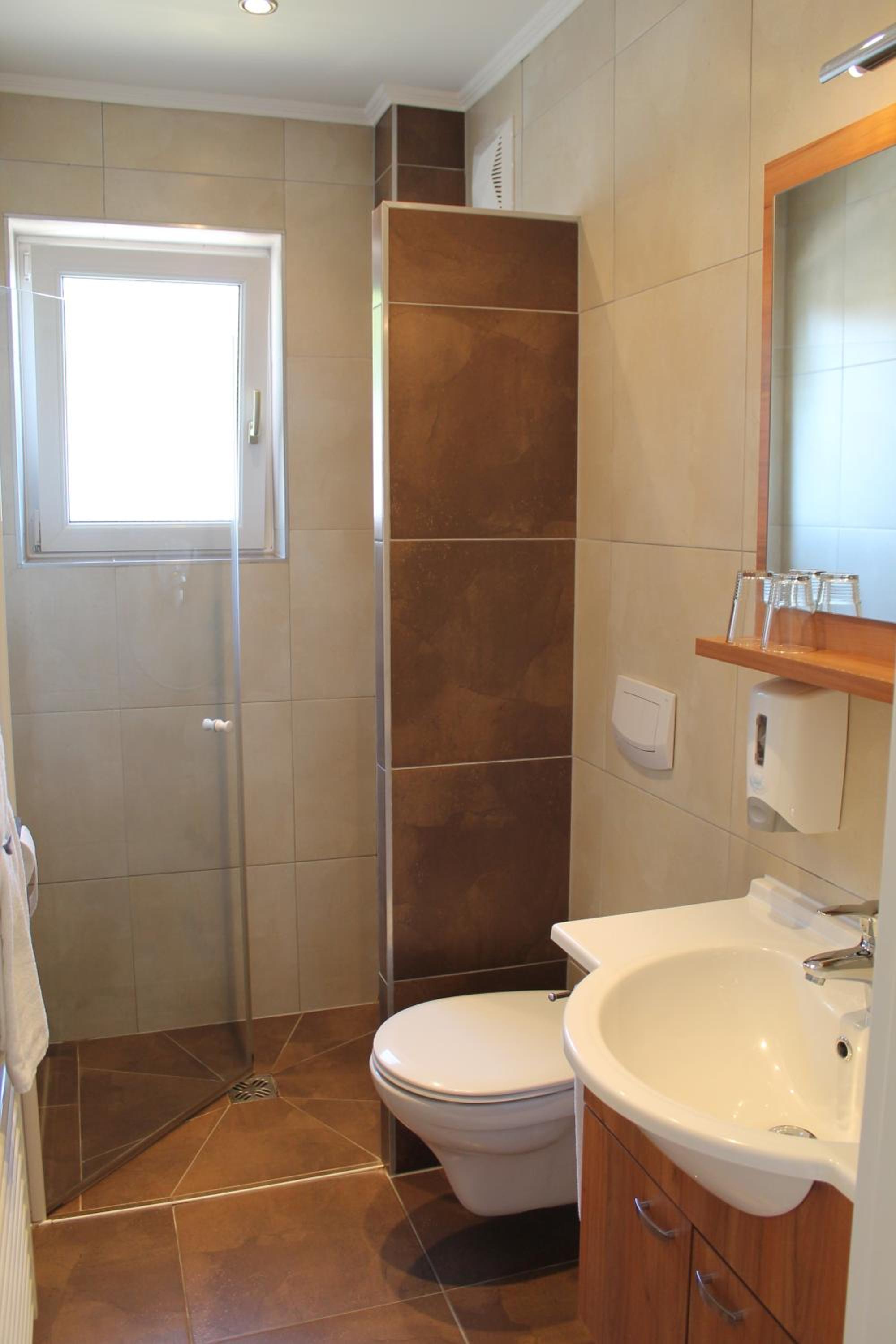 Pension Steinbichler - Apartments und Zimmer Check in 24-7