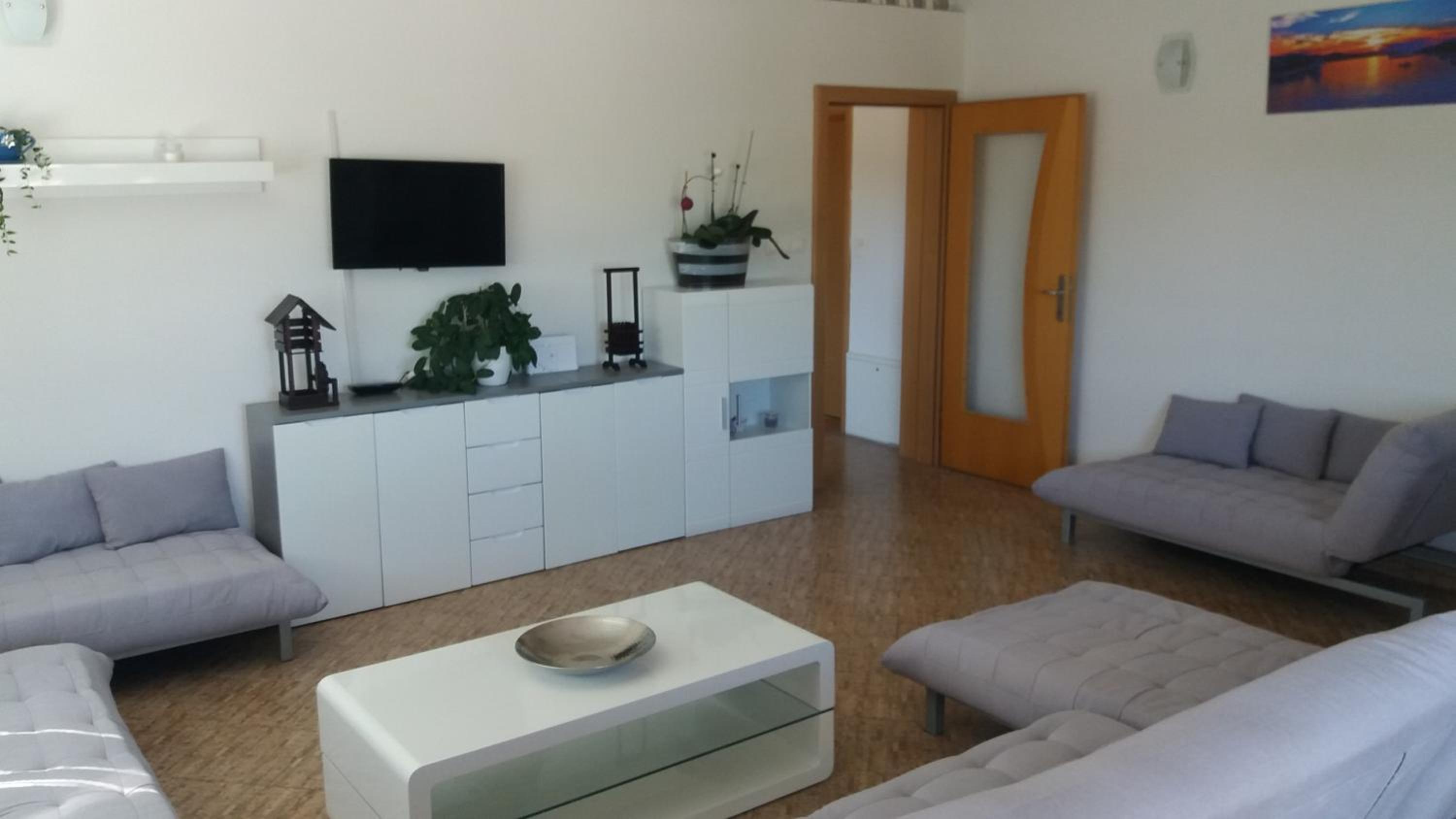 4 Bedroom Apartment in Tisno (8+4)