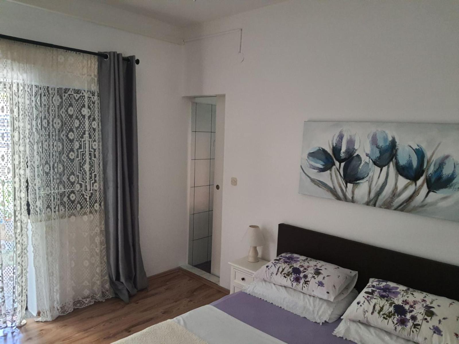 Alaburic rooms & apartment