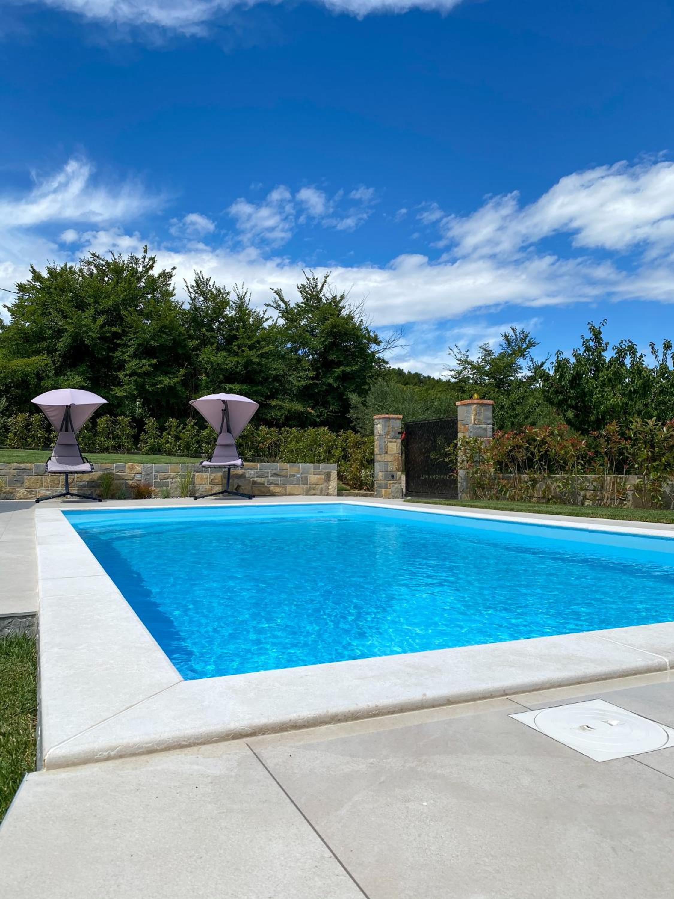 Villa Santoma Hill view 4