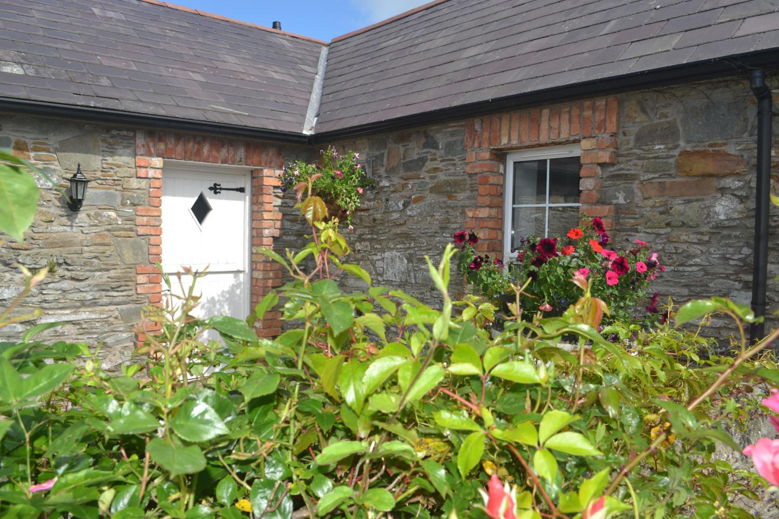 Sally Gardens Cottage view 2