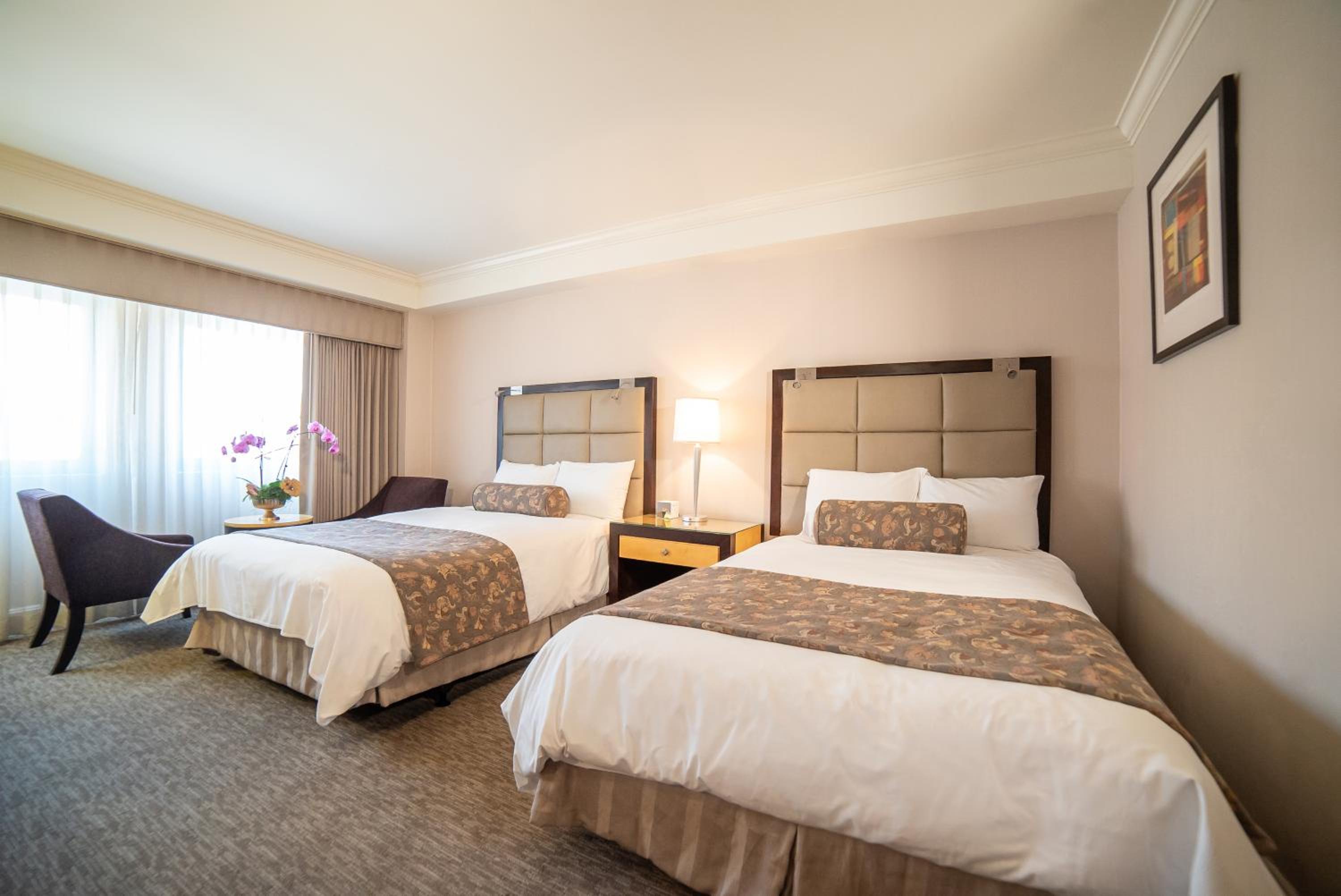 Oxford Palace Hotel