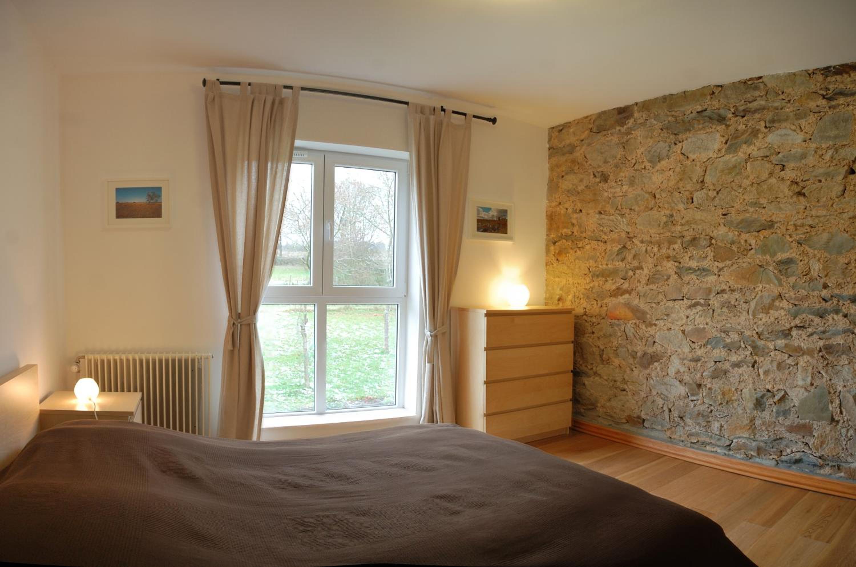 Ruhiges, gemütliches Ferienhaus mit großem Garten