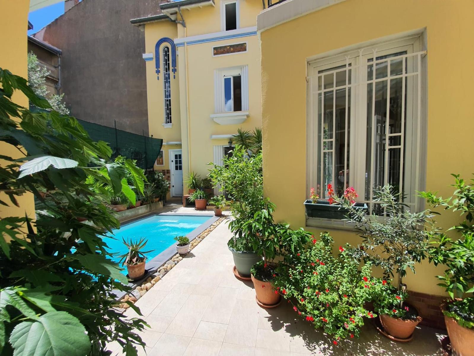 B&B Le Patio En Ville - Chambres d'hôtes