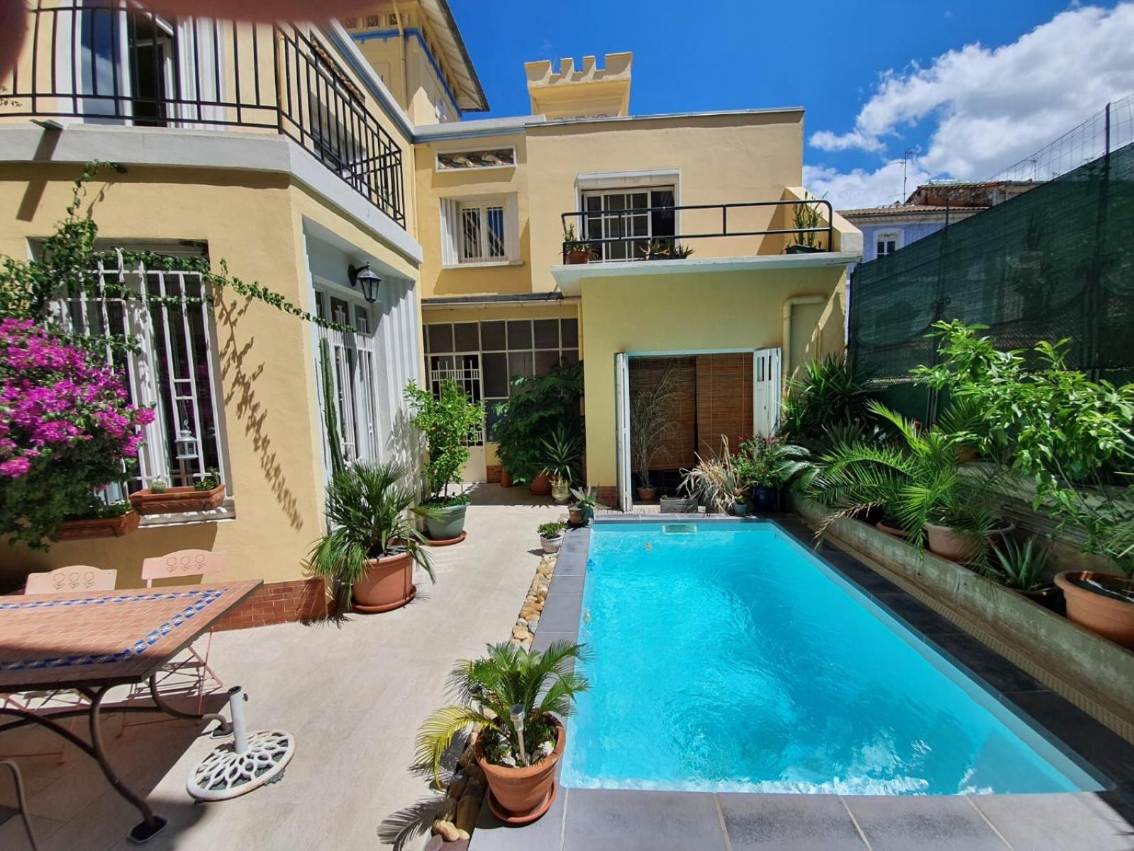 Narbonne Vacations - BB Le Patio En Ville - Chambres d'hotes - Property Image 1