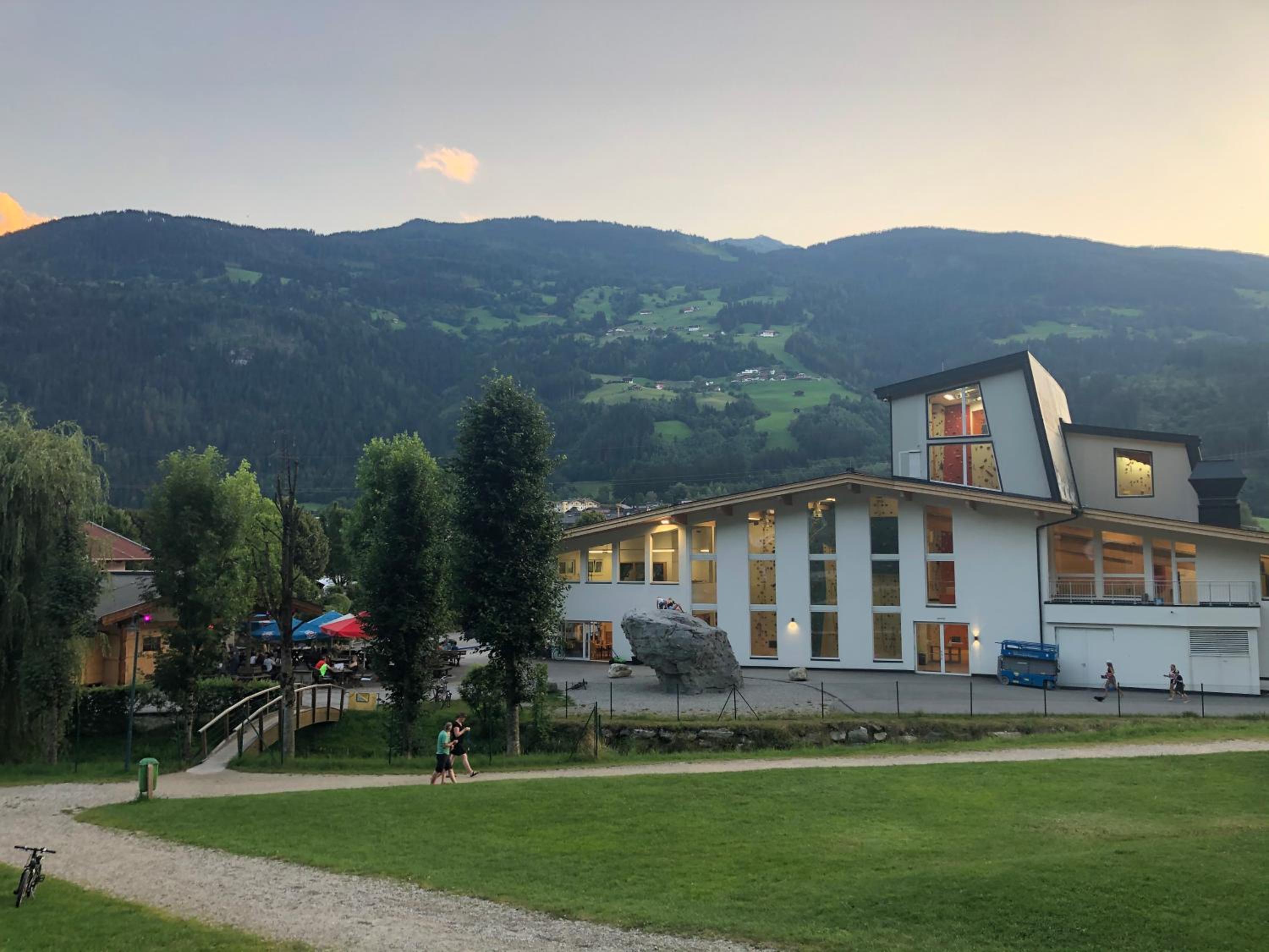Zillerglückhütte - 5 Sterne Camping Aufenfeld