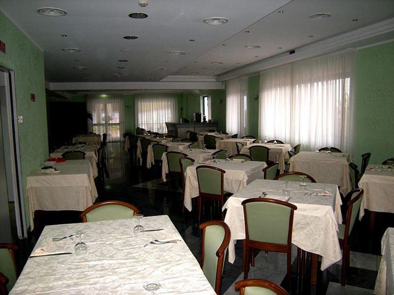 Sea Garden Hotel