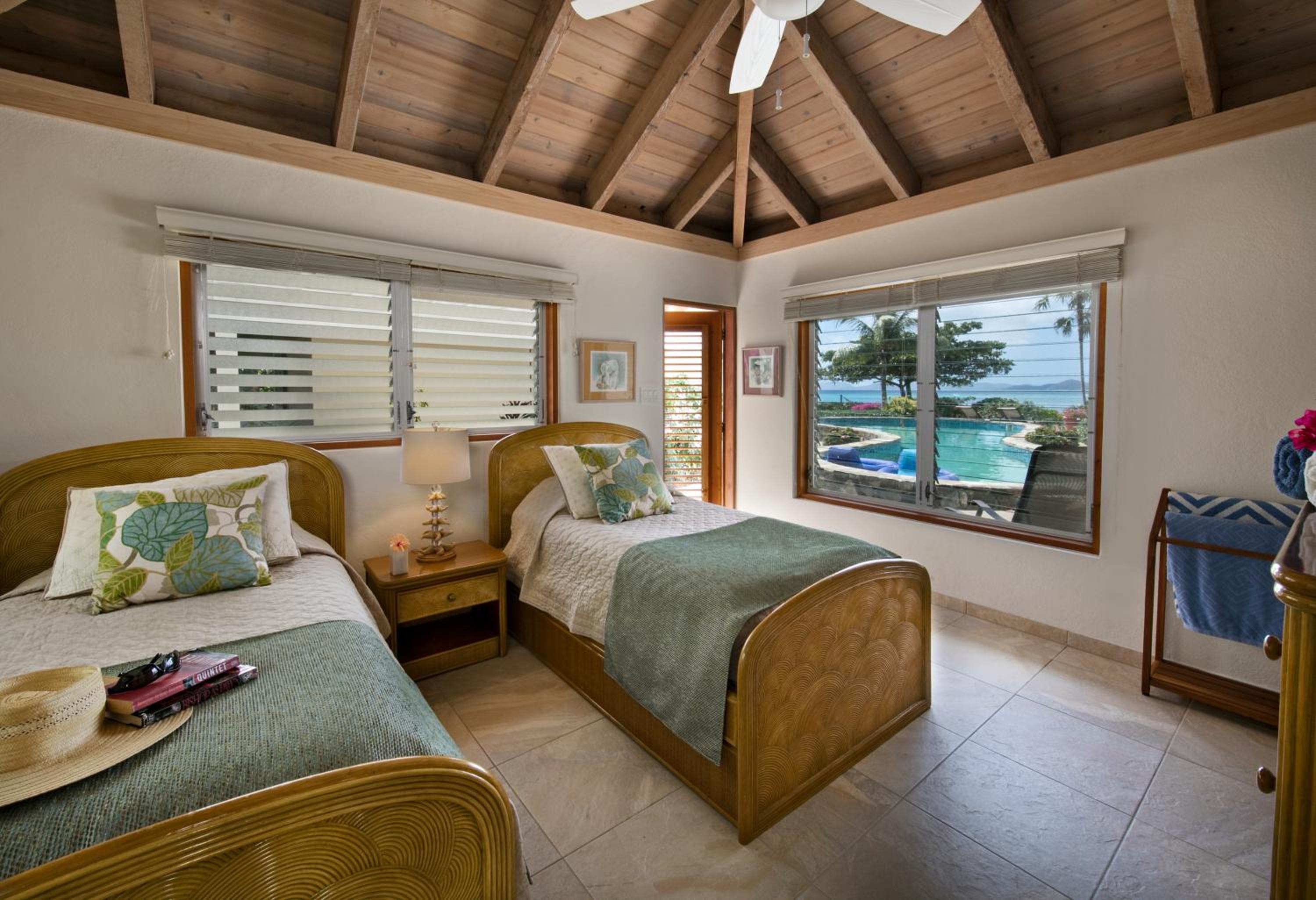 BEACHCOMBER VILLA