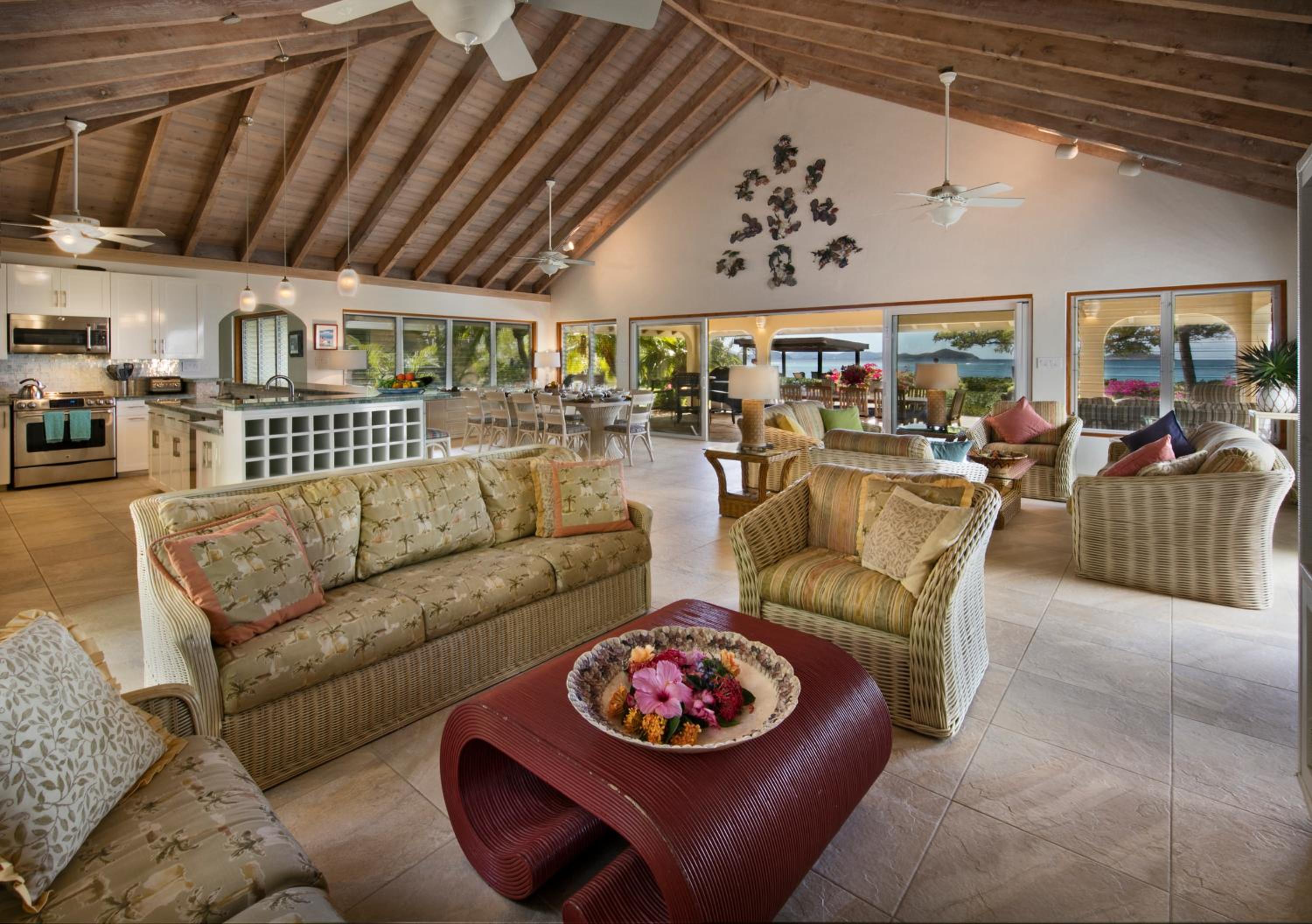 BEACHCOMBER VILLA