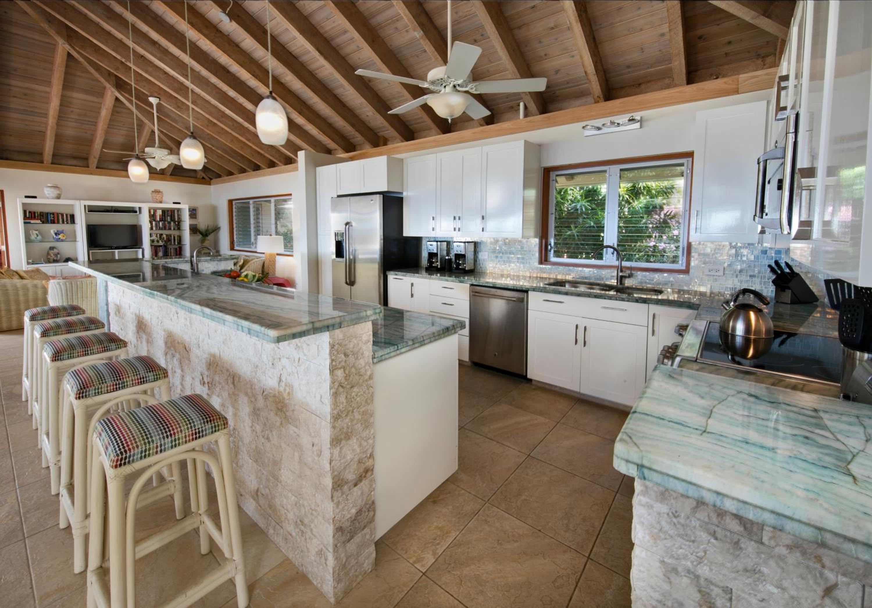 BEACHCOMBER VILLA