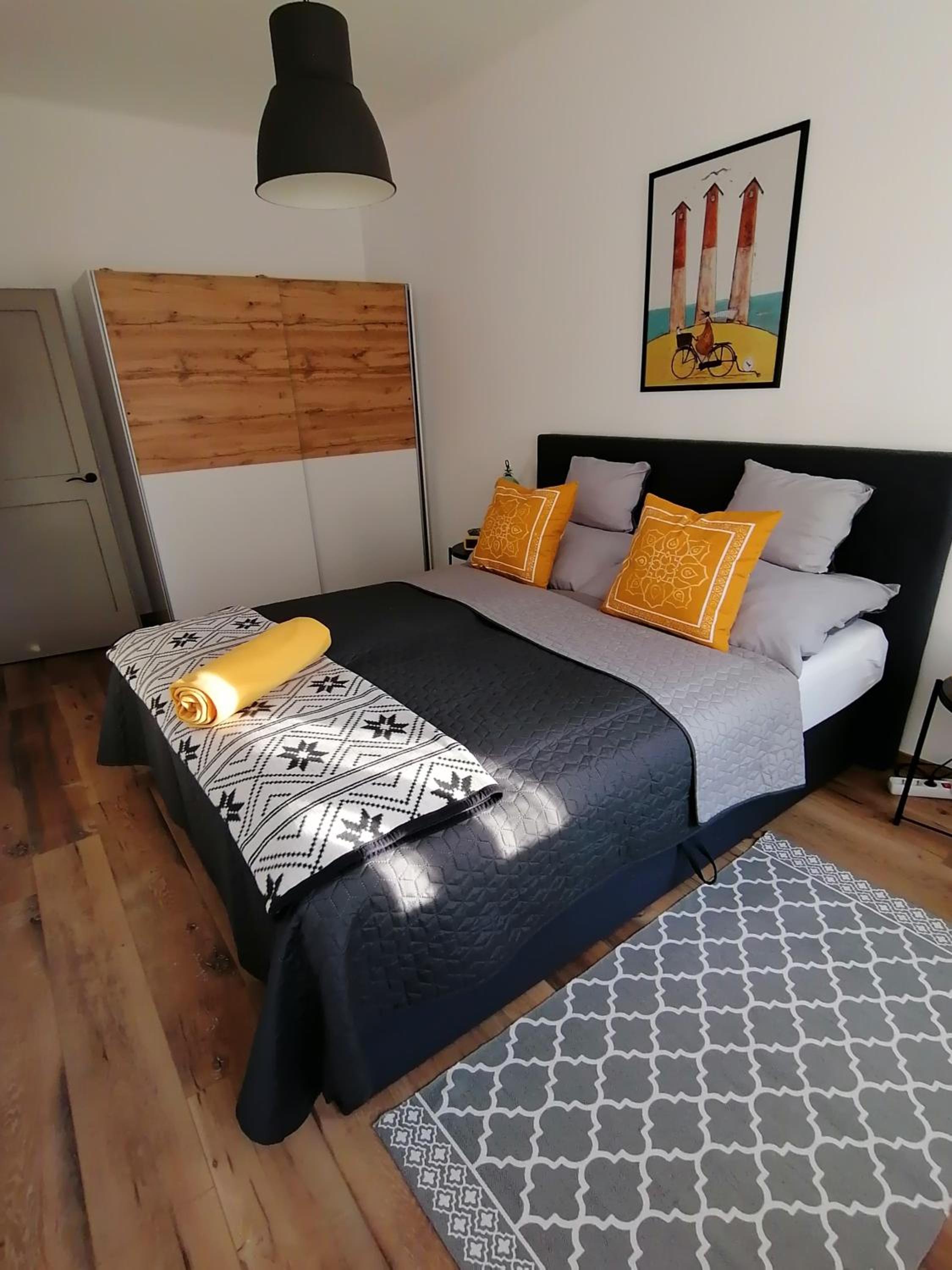Room Bueno