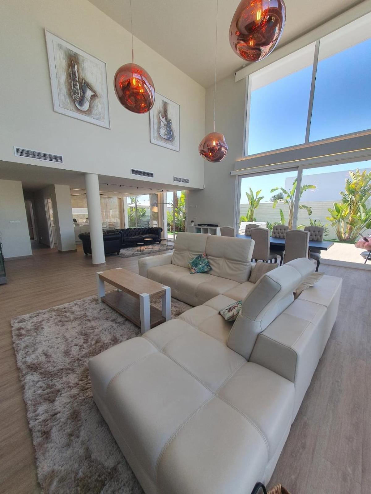 VILLA AMANI view 3
