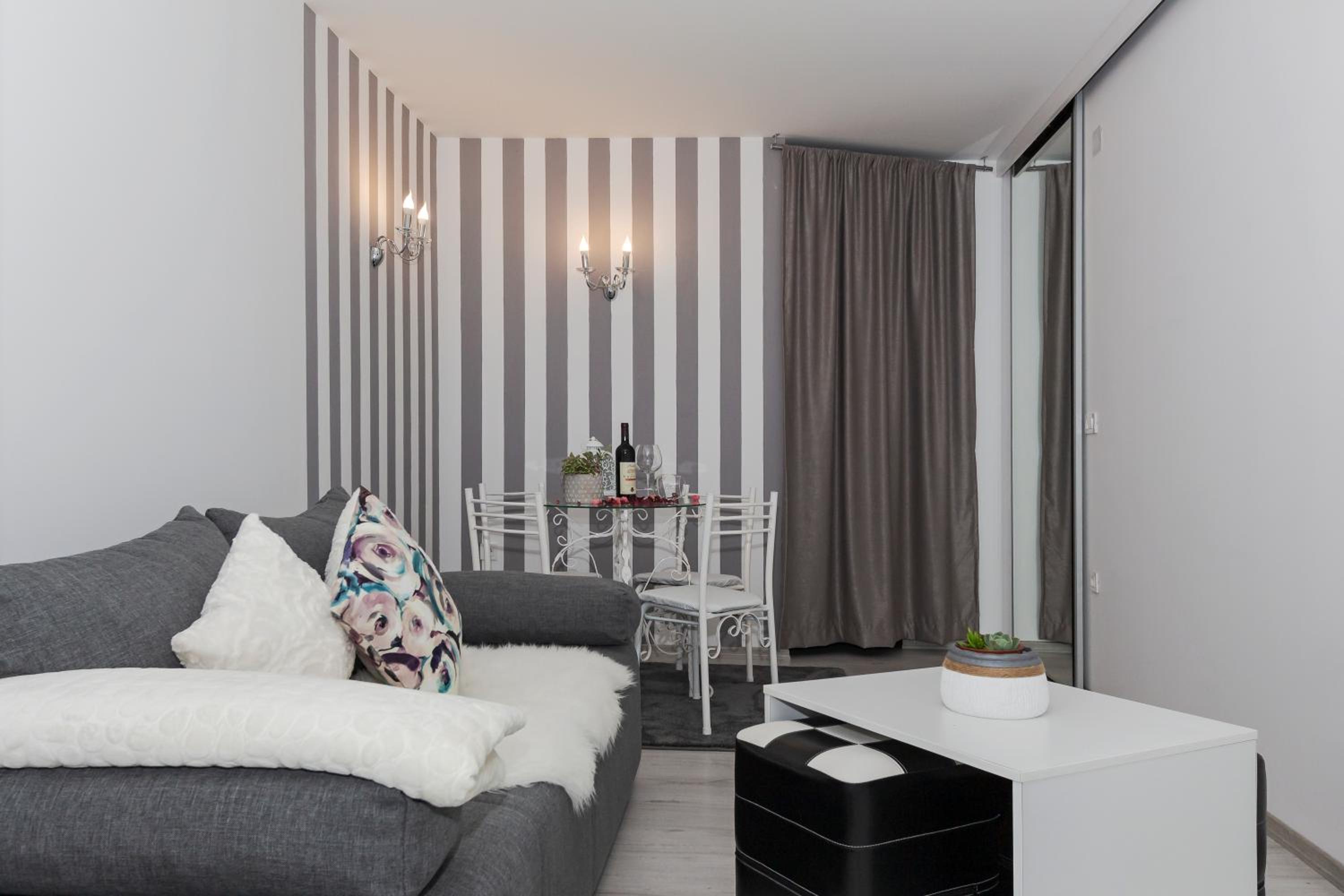 Tatjana Niche apartmant 2 centar view 4