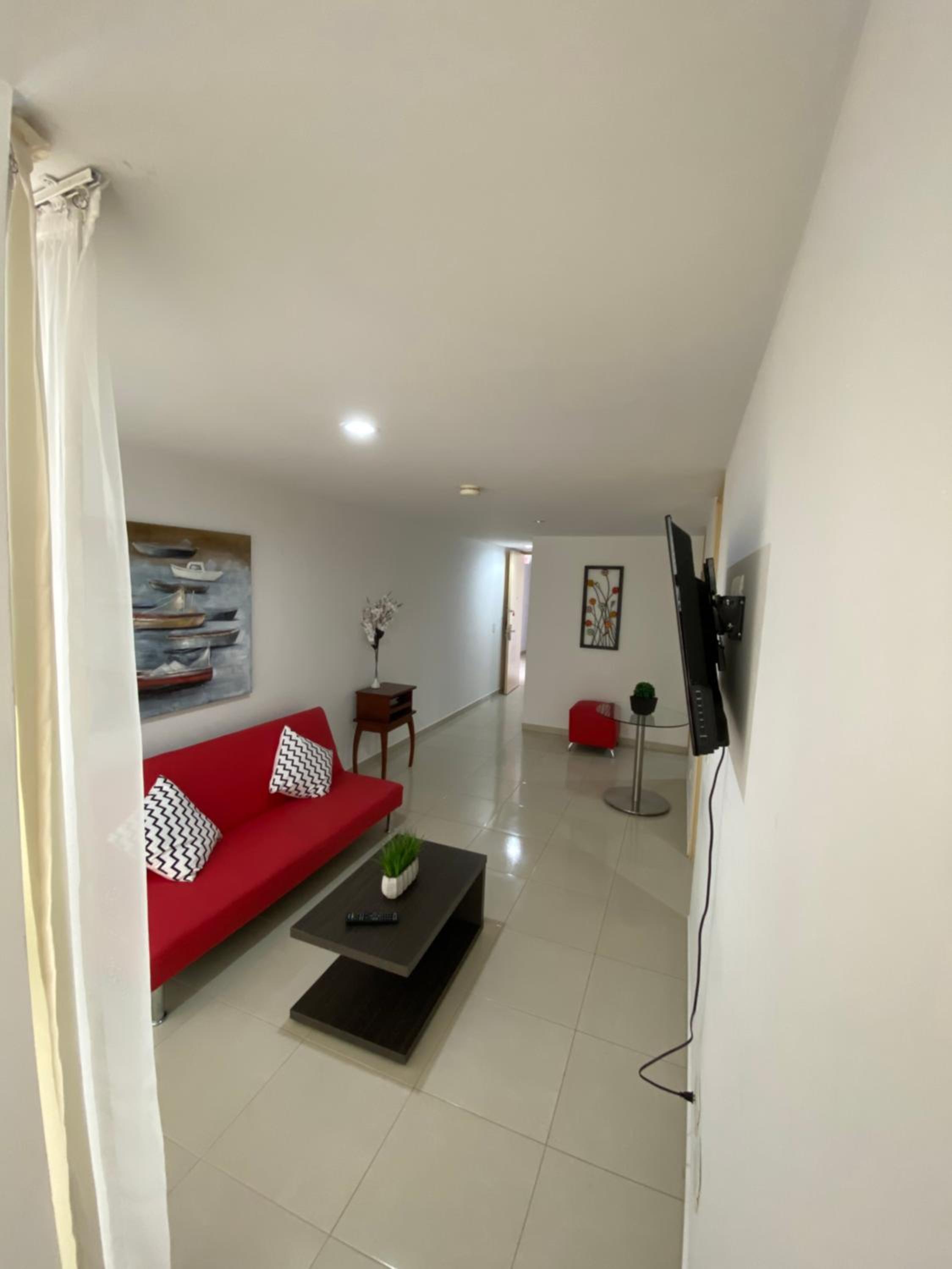 Apto 2 habitaciones bien ubicado