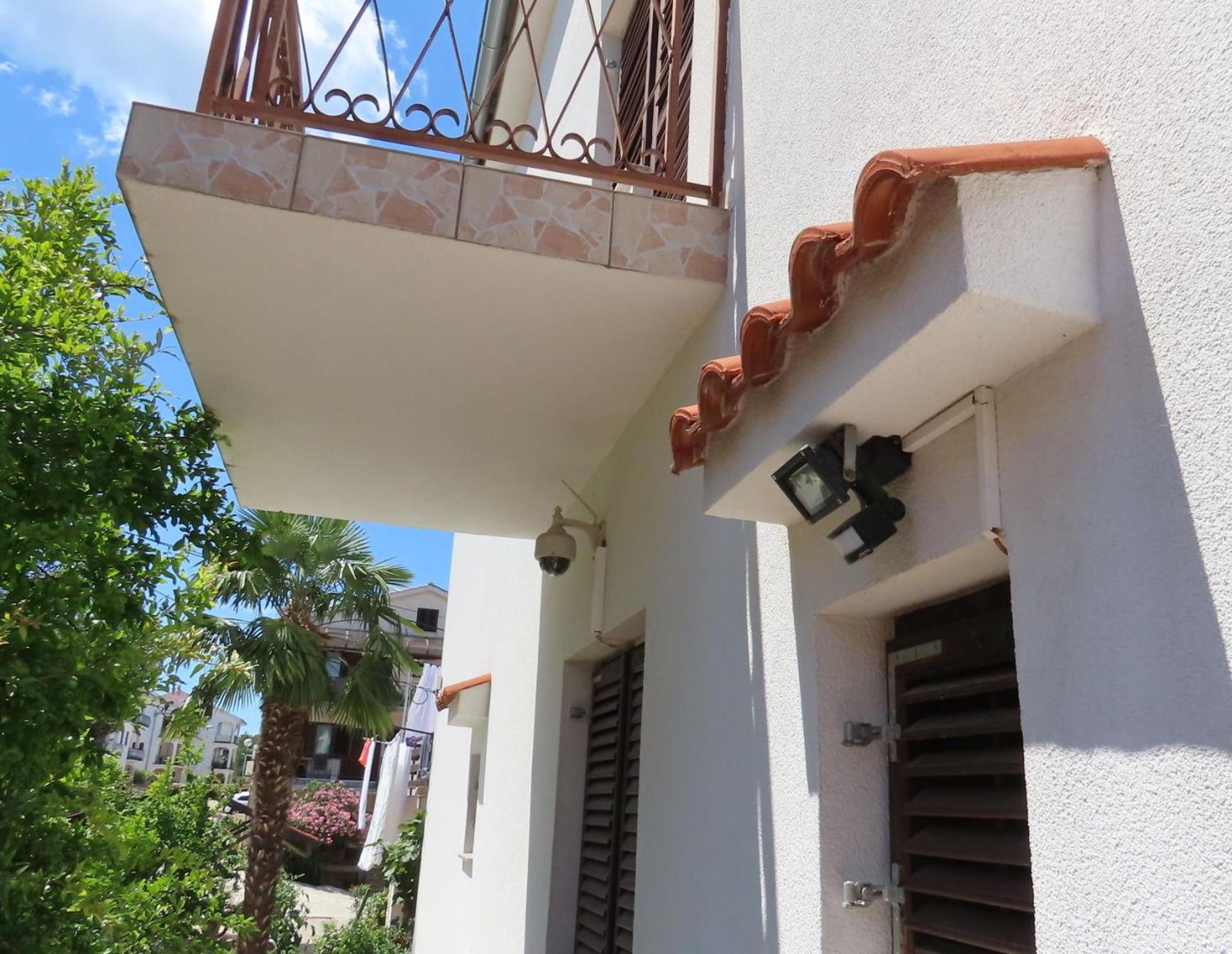 Apartments Kamelija view 3