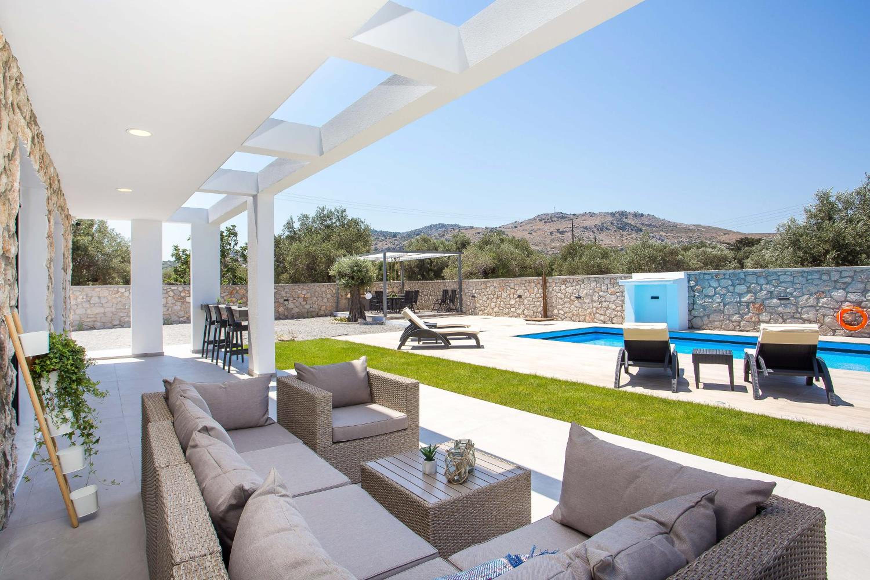 Modern Villa with Pool & Garden Kastalys, Rhodes view 4