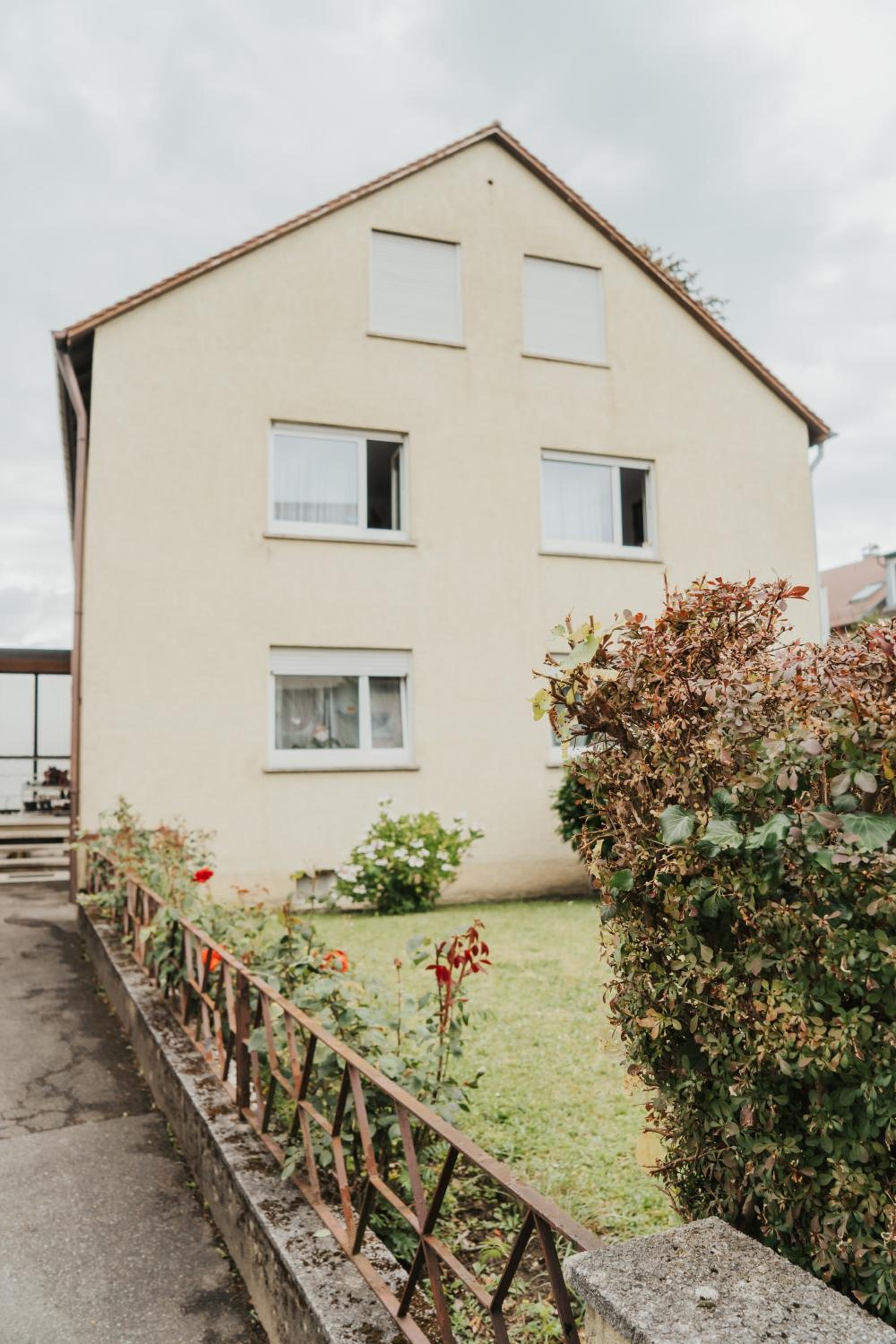 Wohnoffice mit Übernachtungsmöglichkeit Residenz Manzell Kiba 24