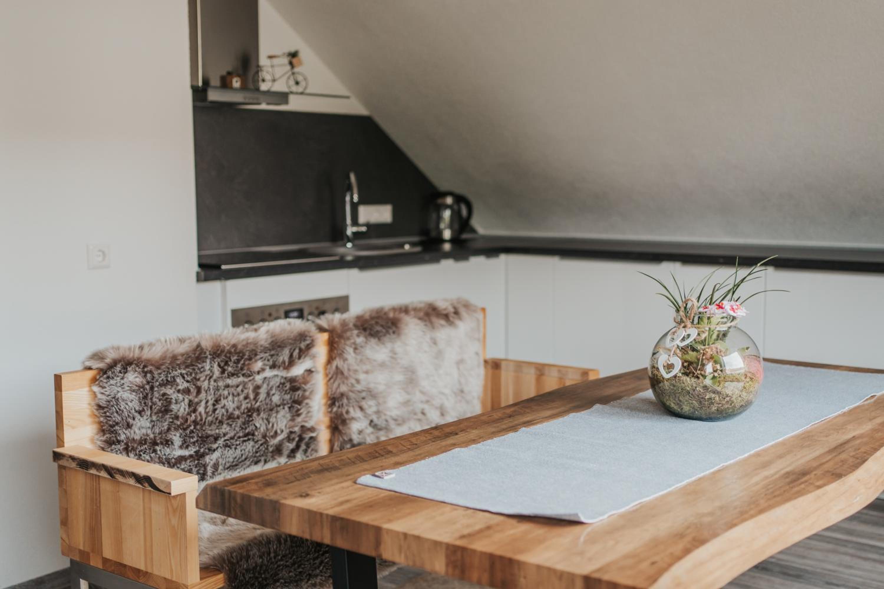 Wohnoffice mit Übernachtungsmöglichkeit Residenz Manzell Kiba 24