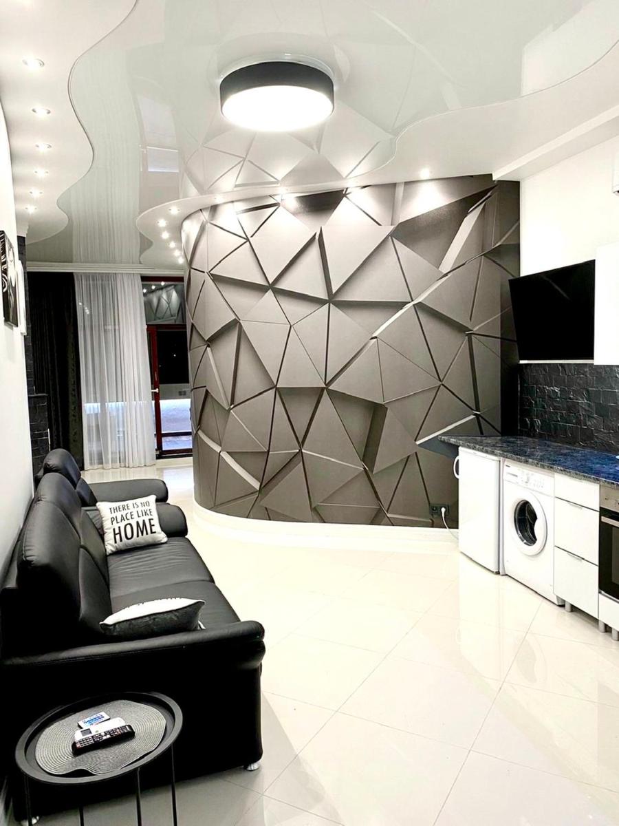 Arkadia Palace Luxury Apartments view 3