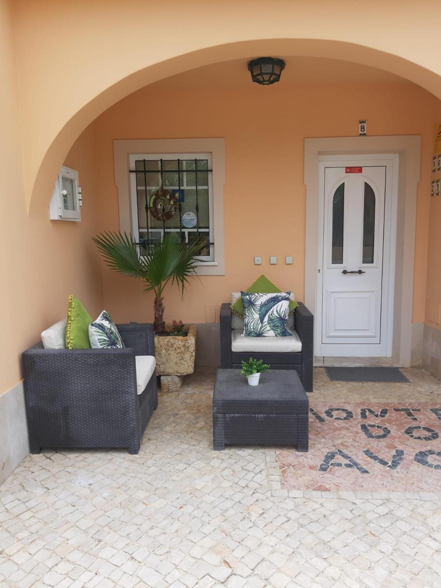 Apartamentos Monte dos Avós, Albufeira by AlgarveBlossom