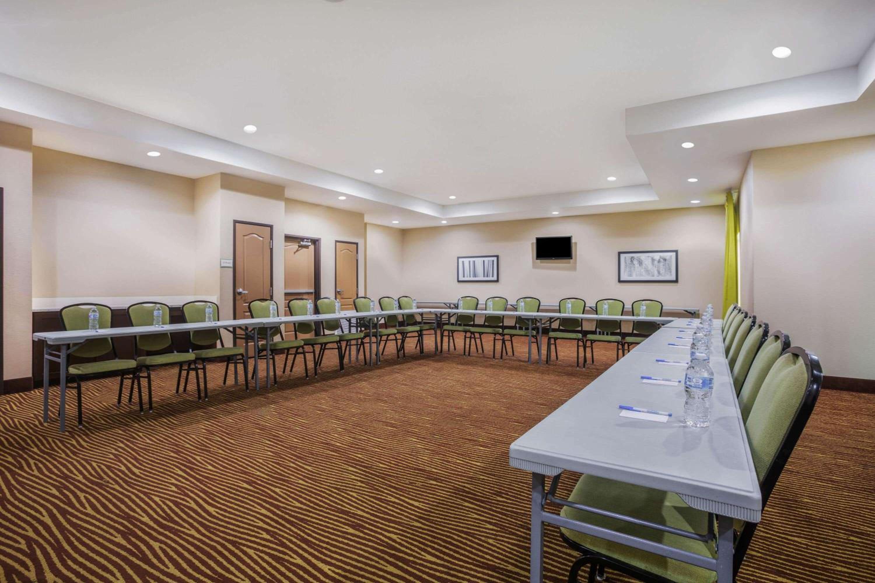 La Quinta by Wyndham Beeville