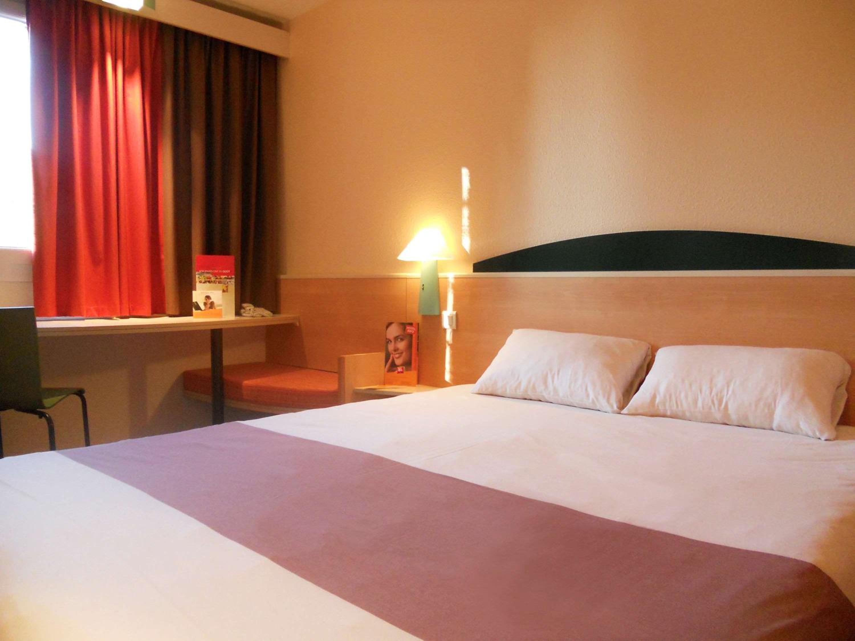 Bruges Vacations - ibis Brugge Centrum - Property Image 23