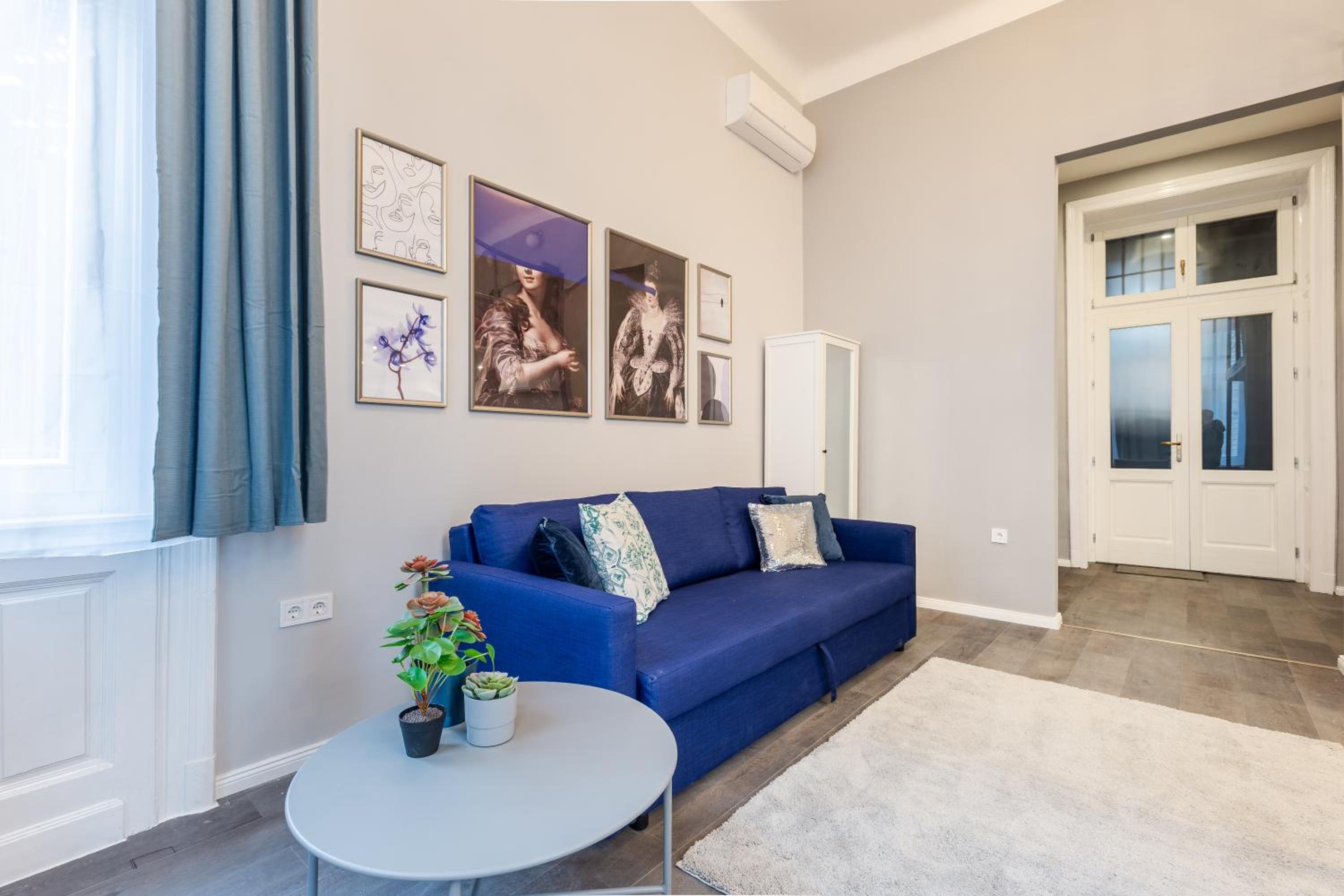 W33 - Prime Location - Comfortable Quality Apartments by BQA view 5