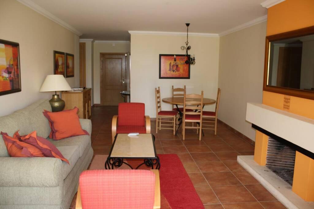 Apartamento T1 - Praia Senhora da Rocha