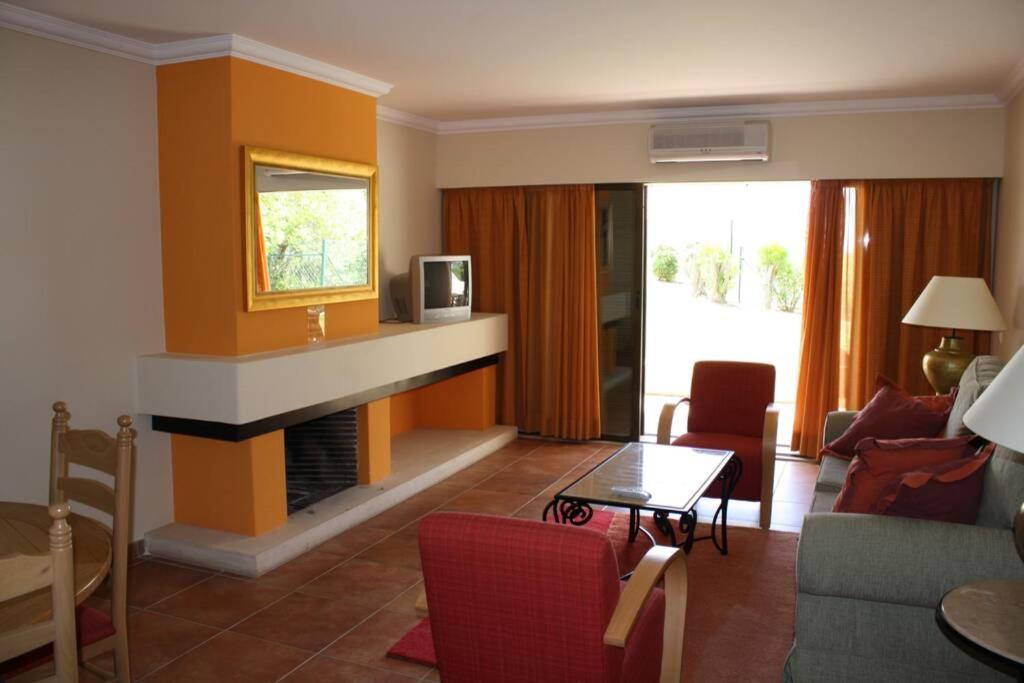 Apartamento T1 - Praia Senhora da Rocha